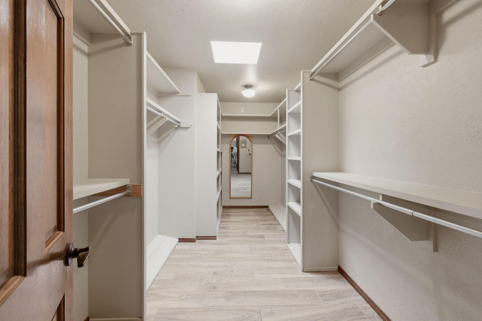 Photo 20 — 12925 Manitoba Drive NE