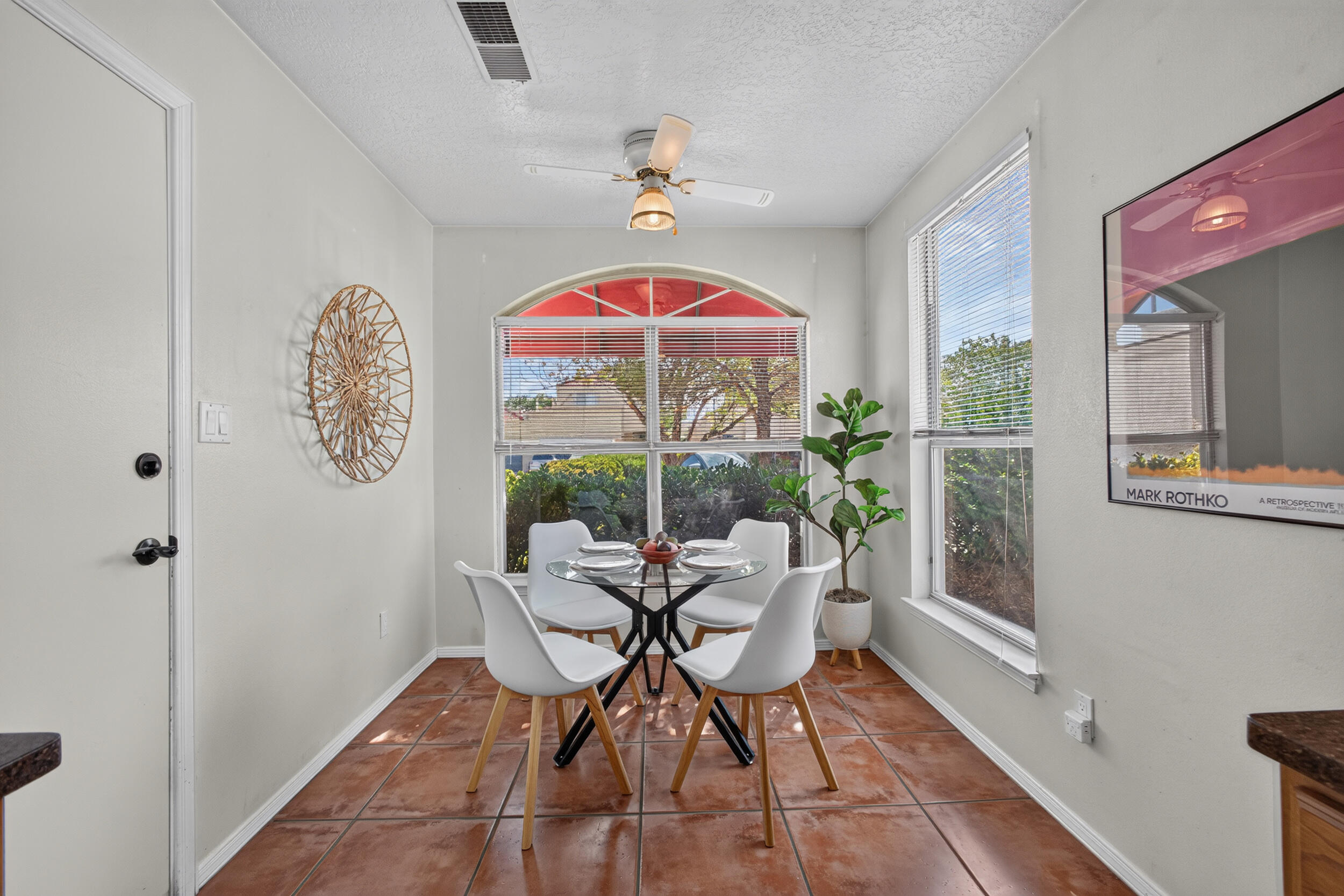 Photo 17 — 6912 Los Alisos Court NW