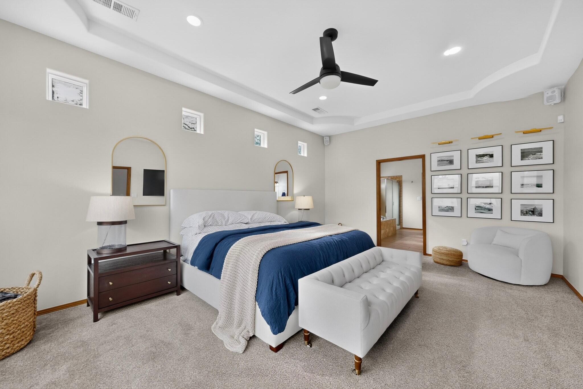Photo 9 — 7312 Hawthorn Avenue NE