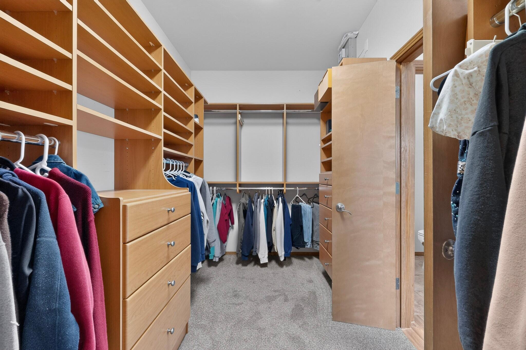 Photo 15 — 7312 Hawthorn Avenue NE