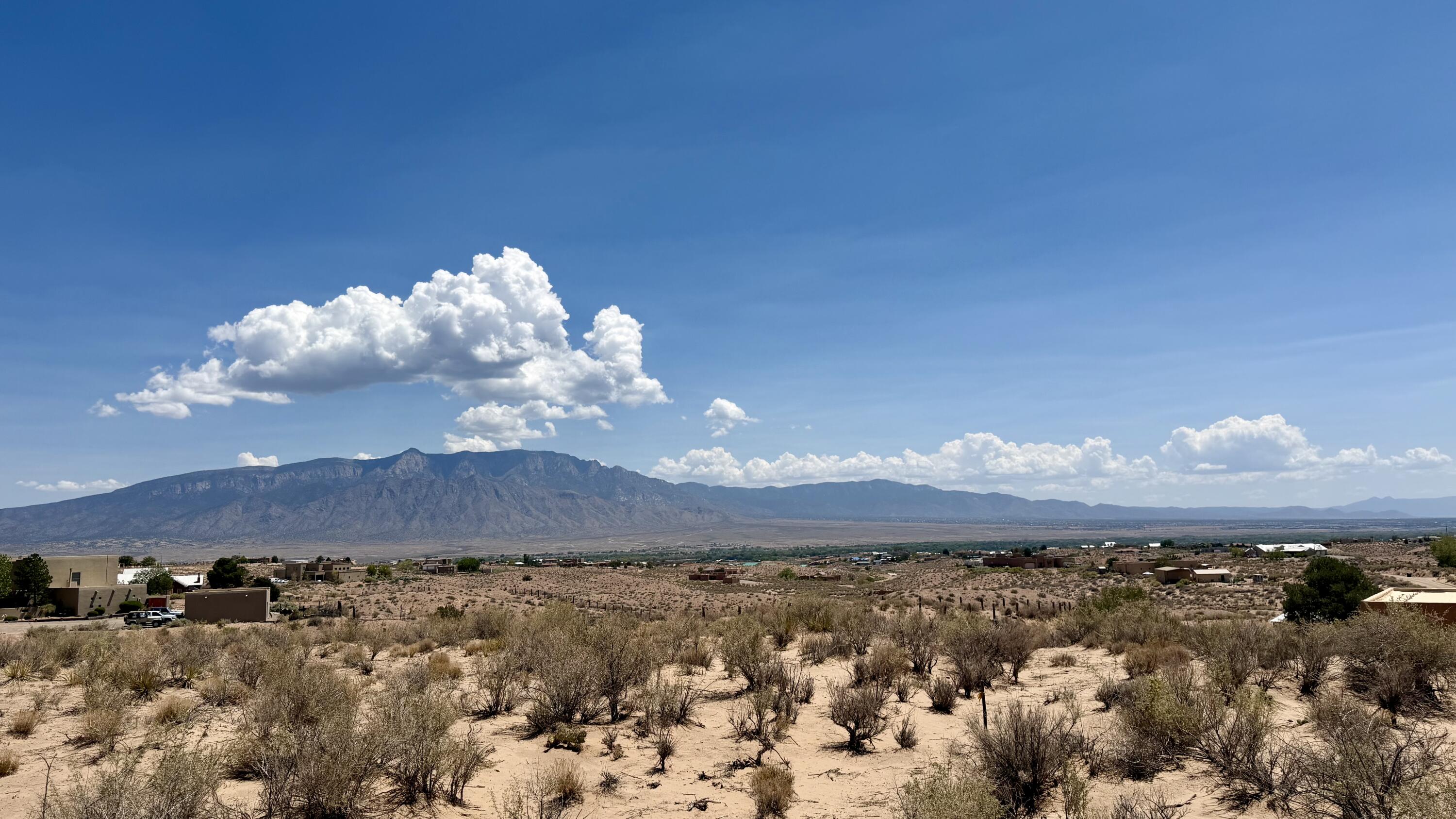 4900 Teton Avenue NE, Rio Rancho, NM 87144
