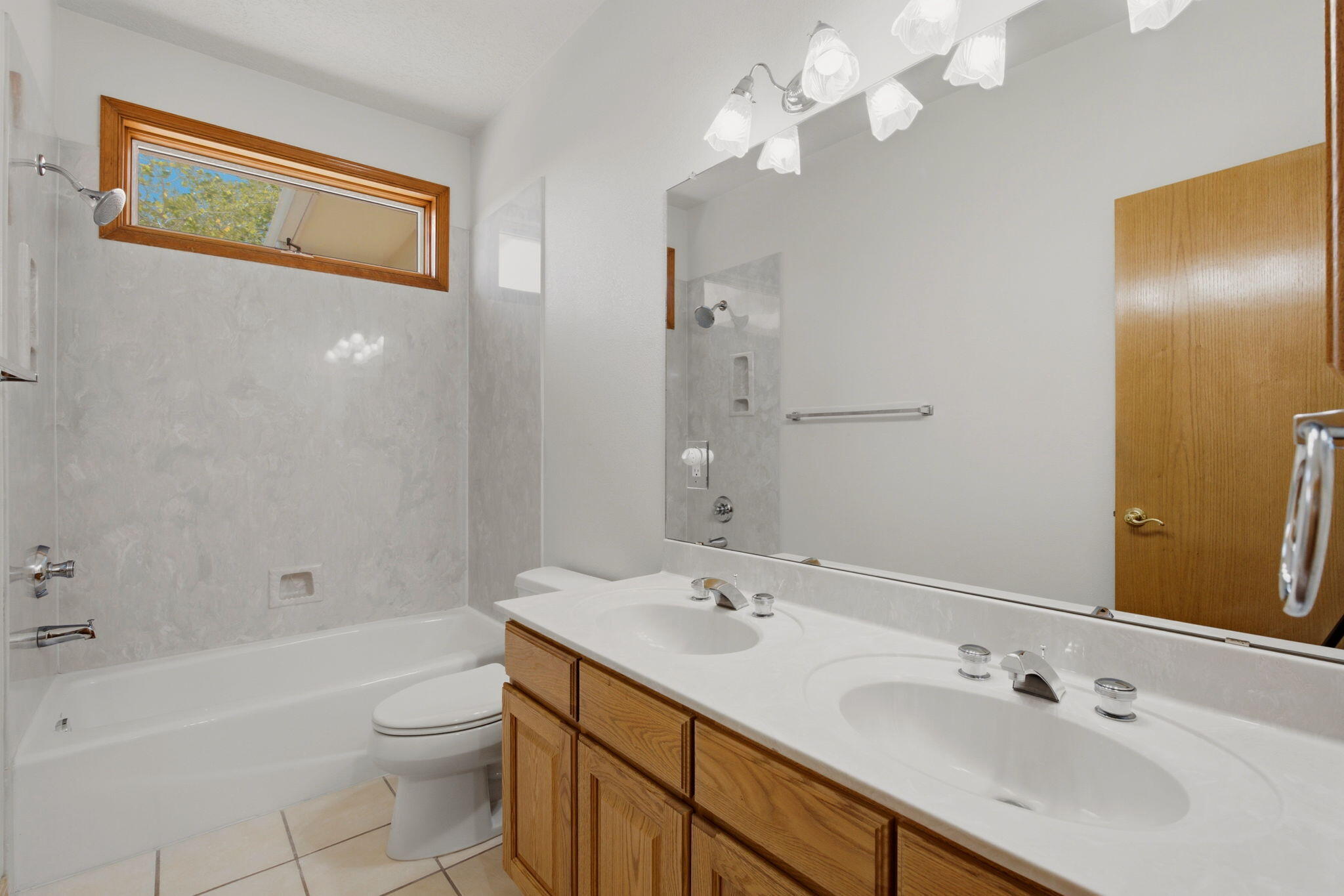 Photo 9 — 7309 Sardinia Drive NE