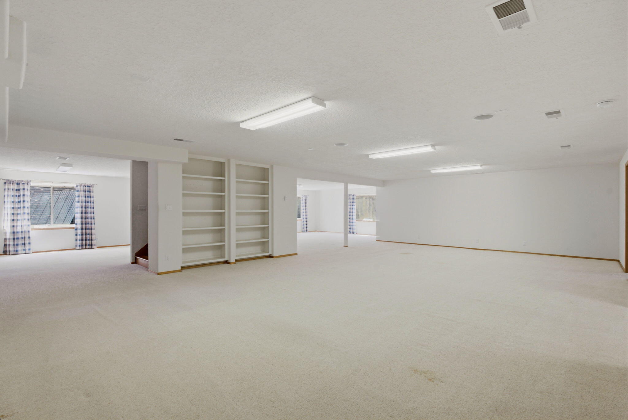 Photo 13 — 7309 Sardinia Drive NE