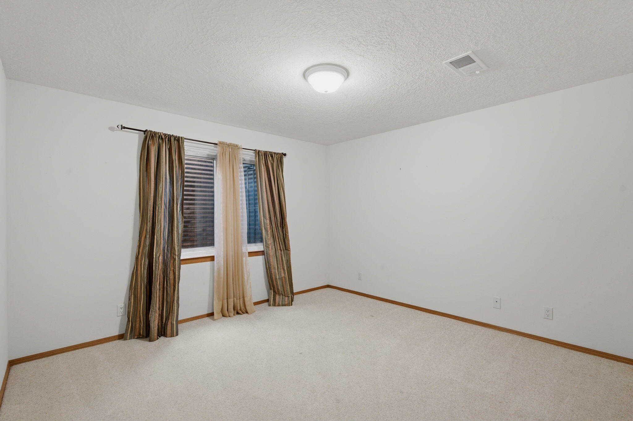 Photo 20 — 7309 Sardinia Drive NE