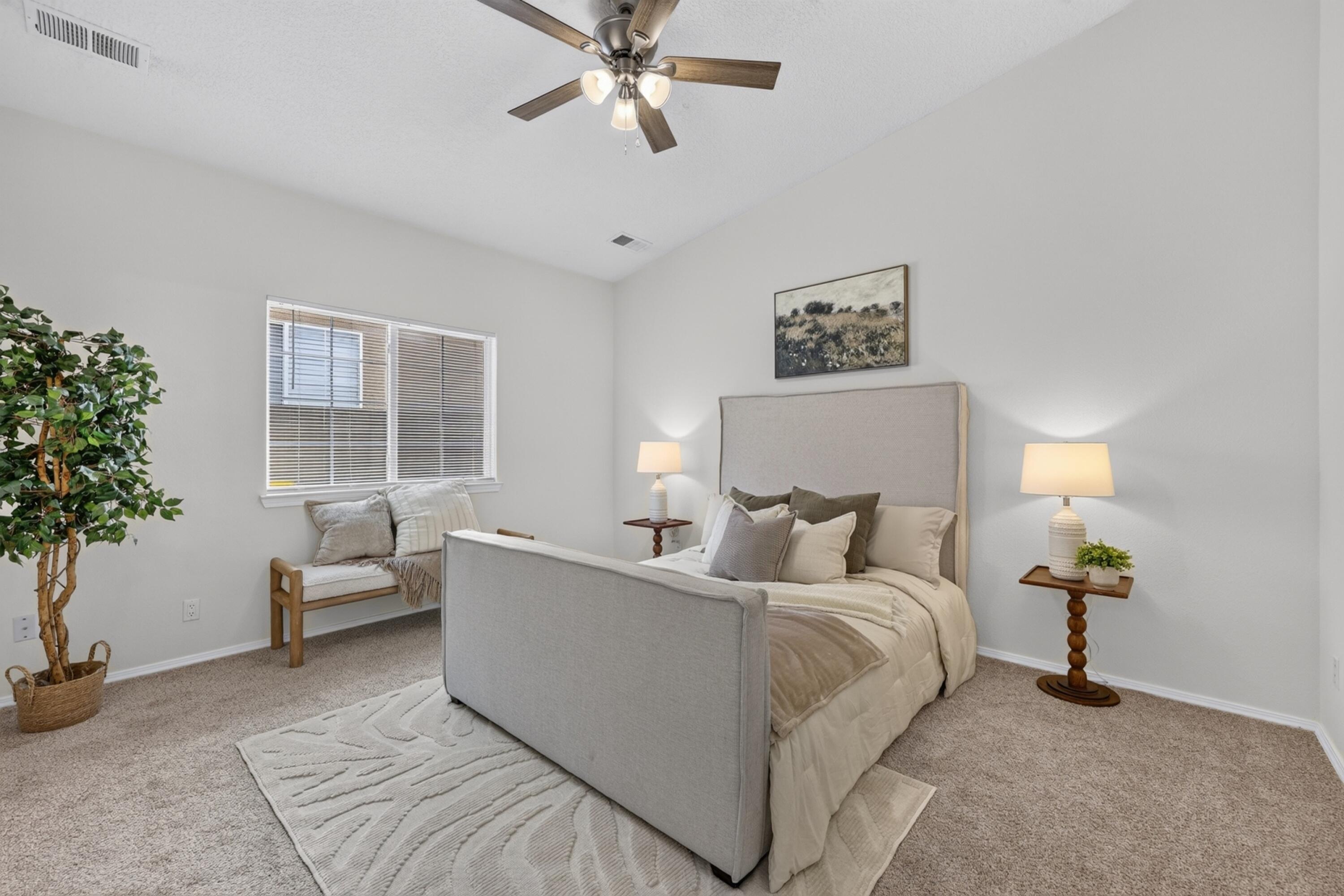Photo 7 — 7228 Boxwood Avenue NE