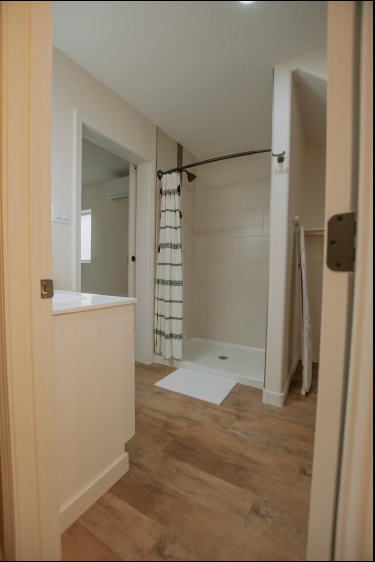 Photo 20 — 622 Jefferson Street NE