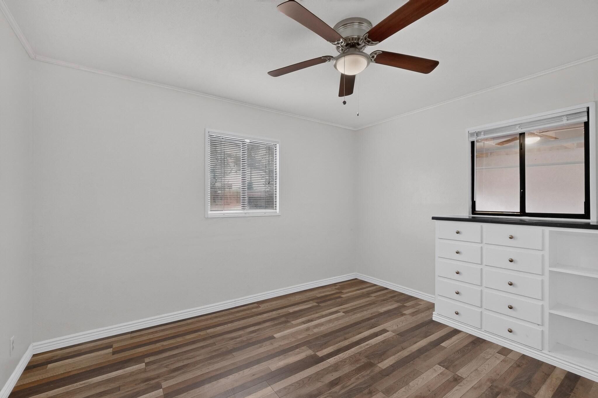 Photo 4 — 1601 Hendola Drive NE