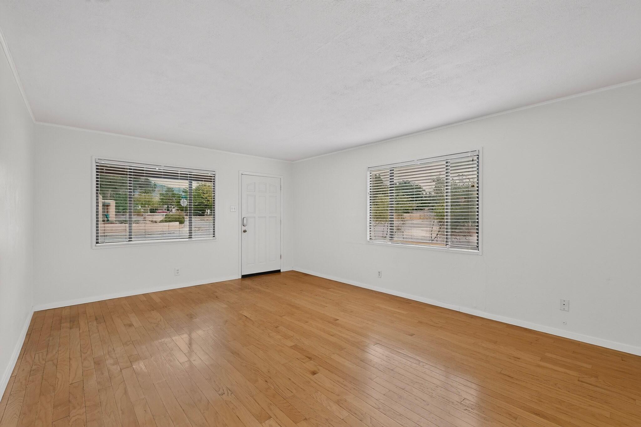 Photo 8 — 1601 Hendola Drive NE