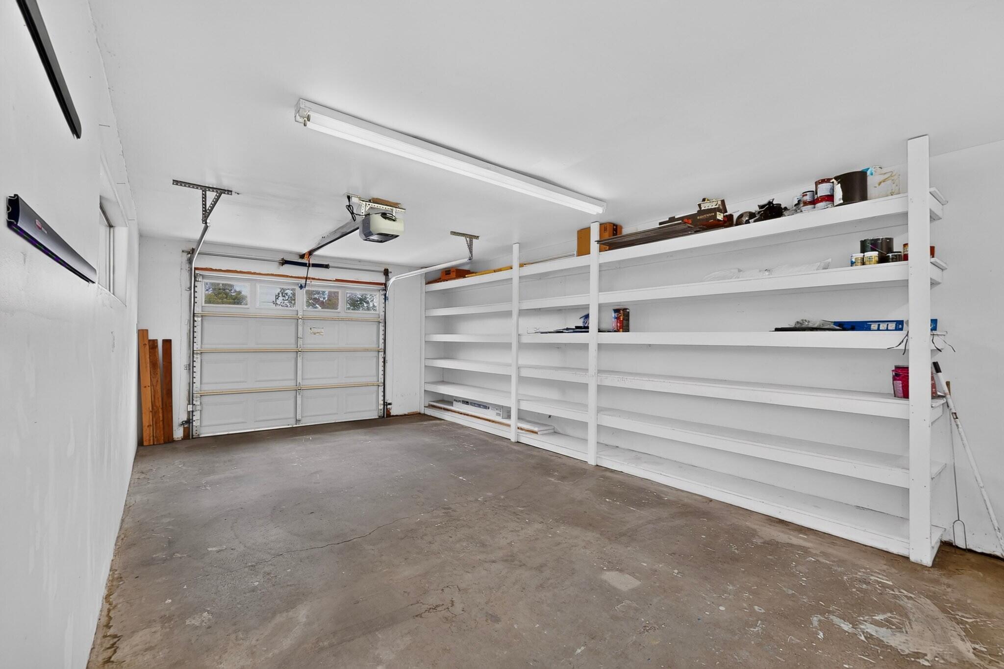 Photo 20 — 1601 Hendola Drive NE