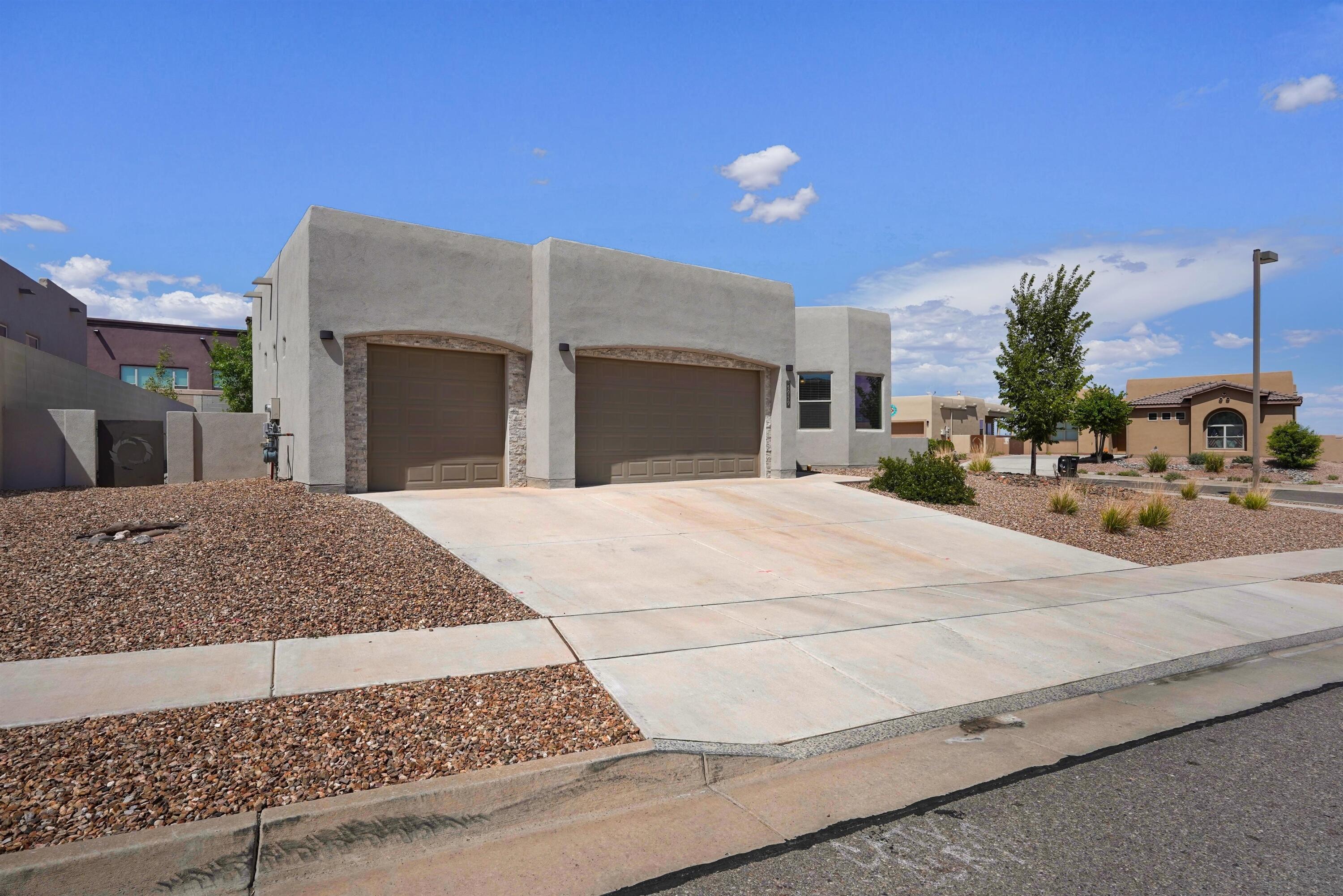 5959 Redondo Sierra Vista NE