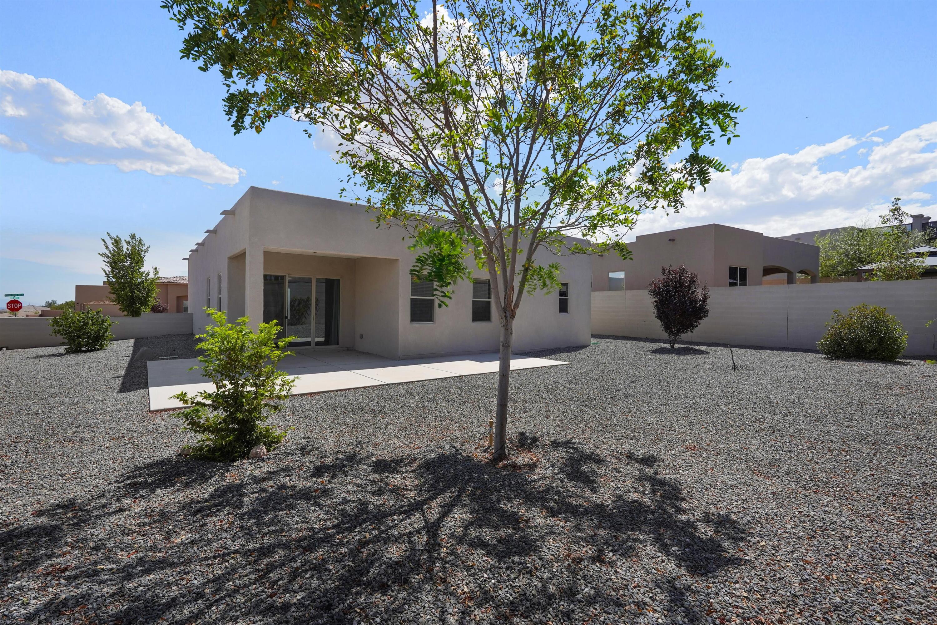 Photo 3 — 5959 Redondo Sierra Vista NE