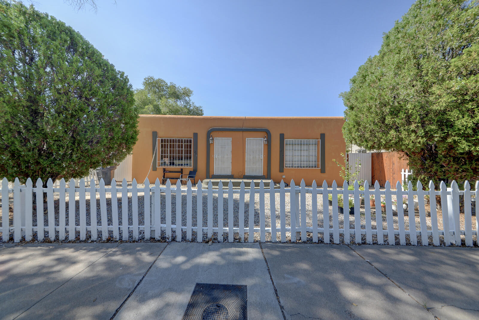 1216 Coal Avenue SW, Albuquerque, NM 87102