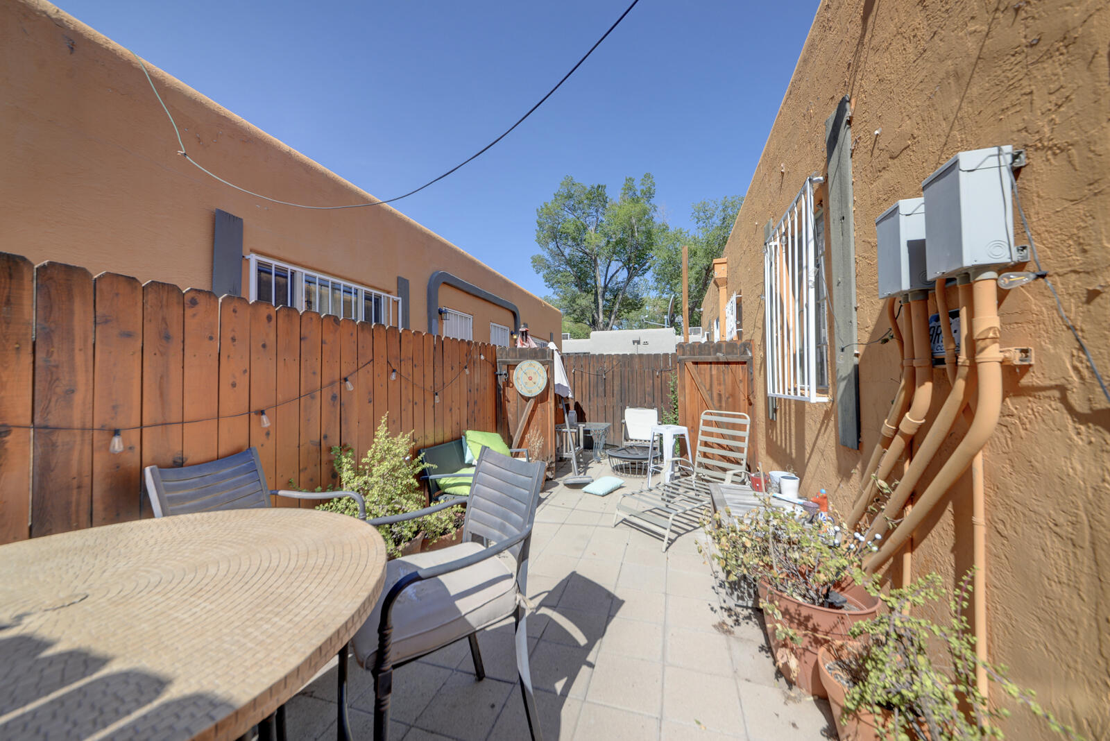 Photo 7 — 1216 Coal Avenue SW