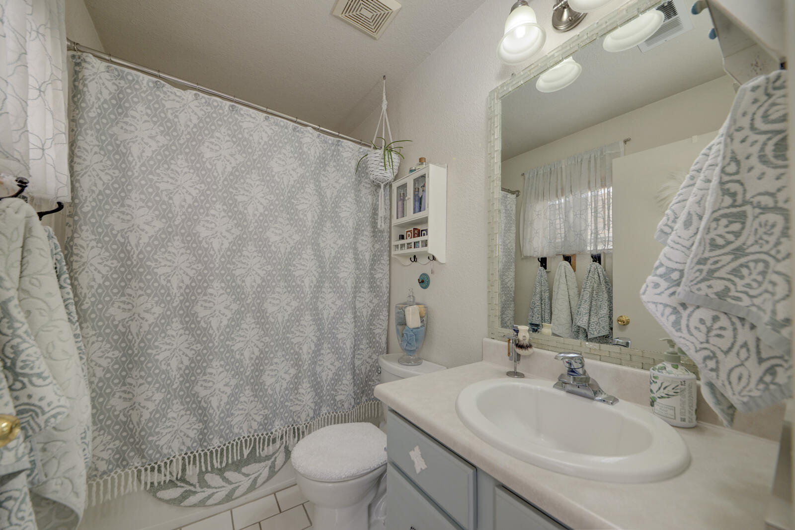 Photo 9 — 6501 San Antonio Drive NE UNIT 1201