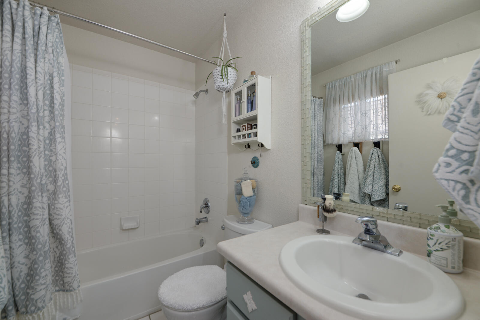 Photo 10 — 6501 San Antonio Drive NE UNIT 1201