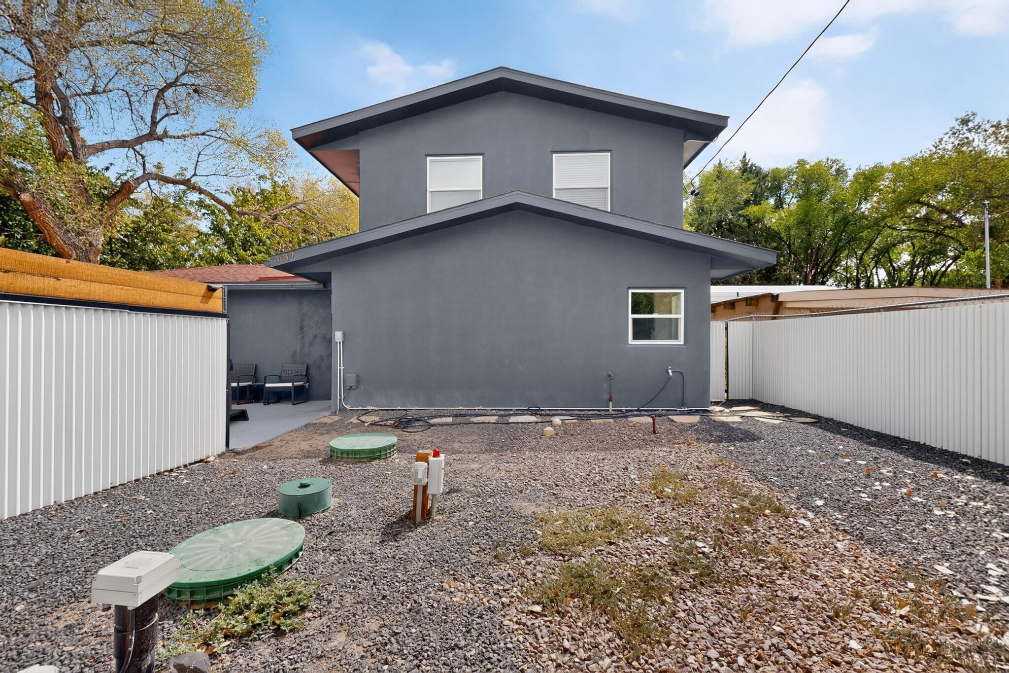 Photo 7 — 432 Mockingbird Lane