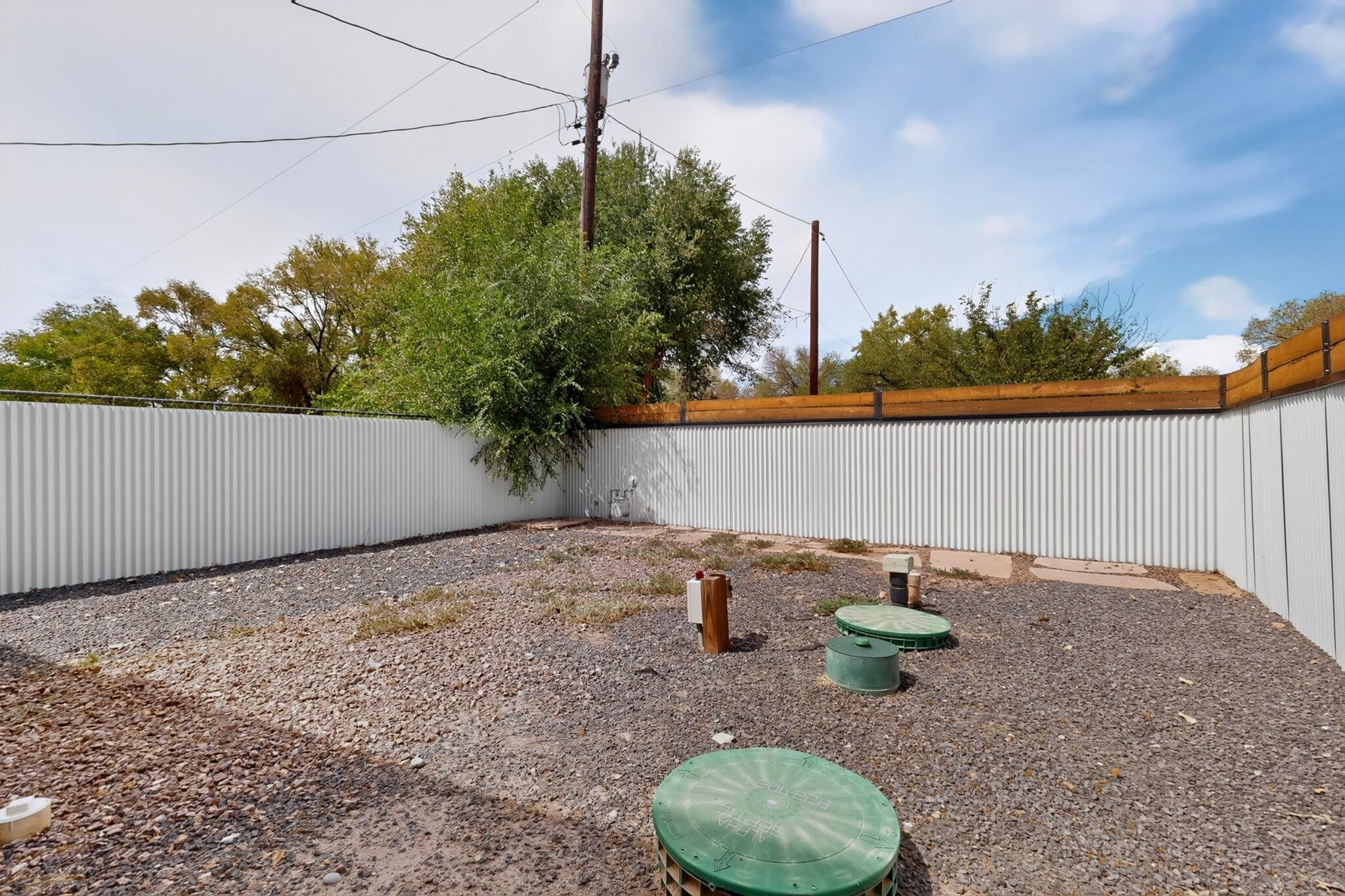 Photo 8 — 432 Mockingbird Lane