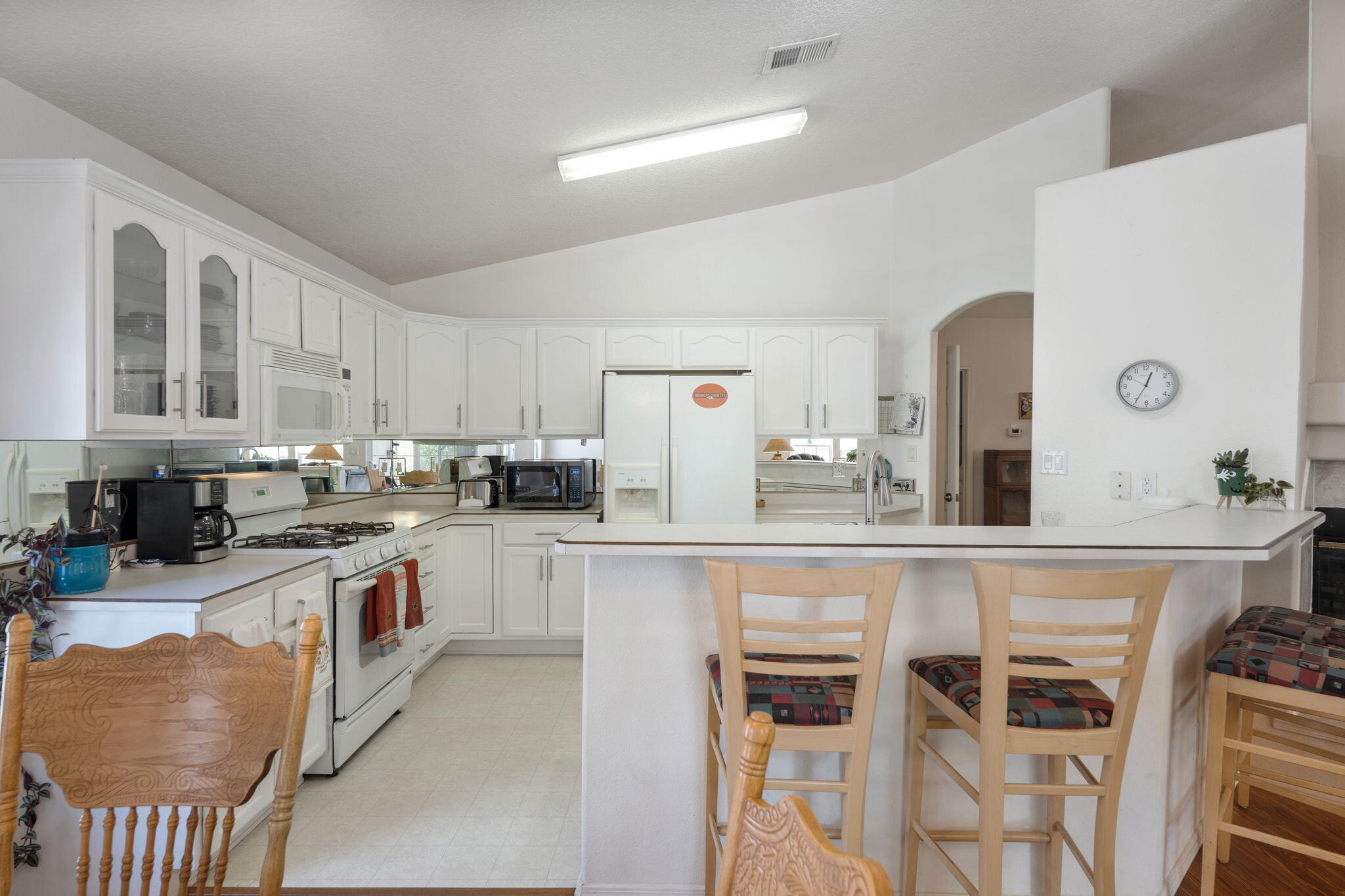 Photo 19 — 9632 Kilauea Avenue NW