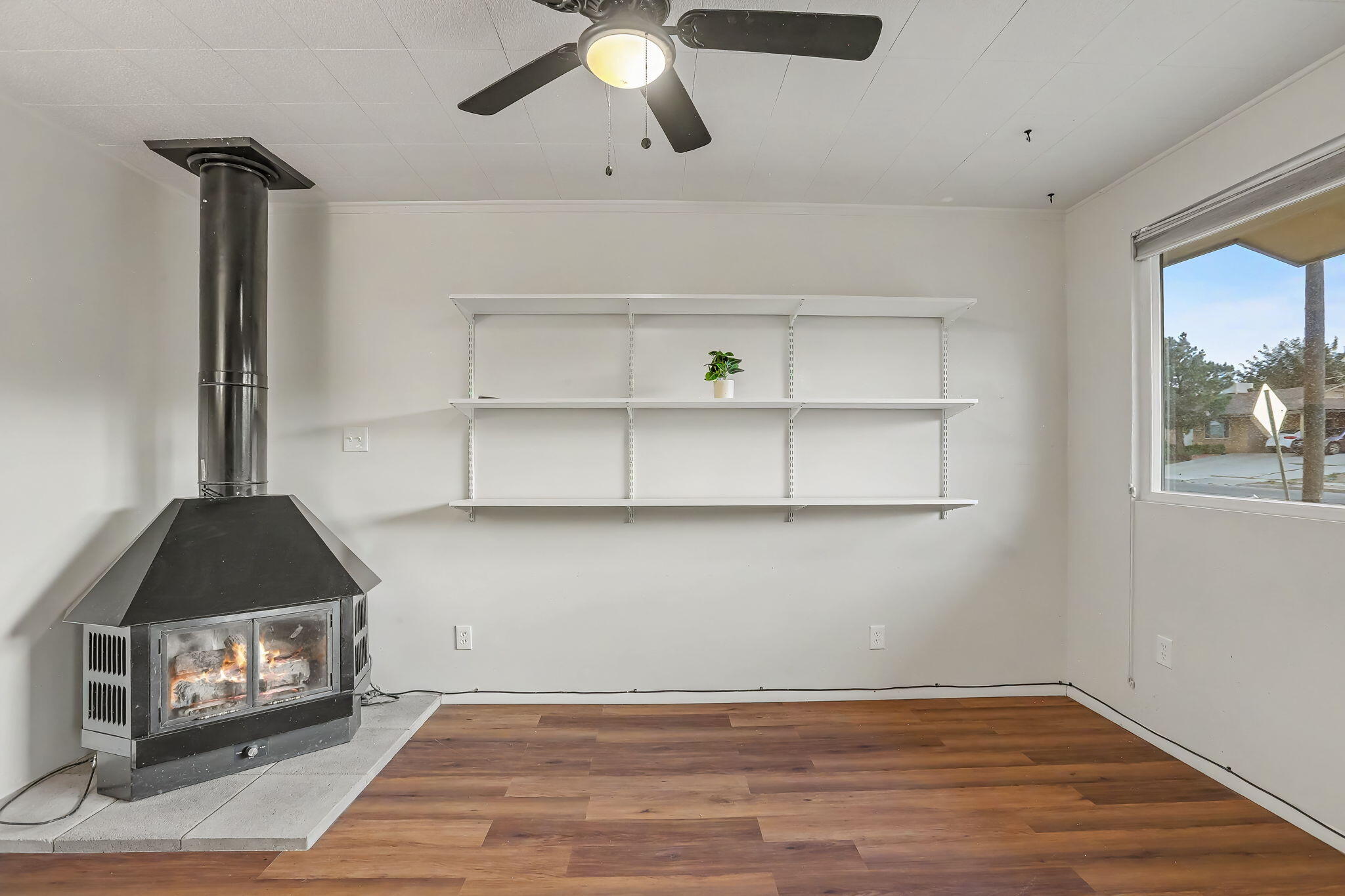 Photo 5 — 1502 Delgado Drive SW
