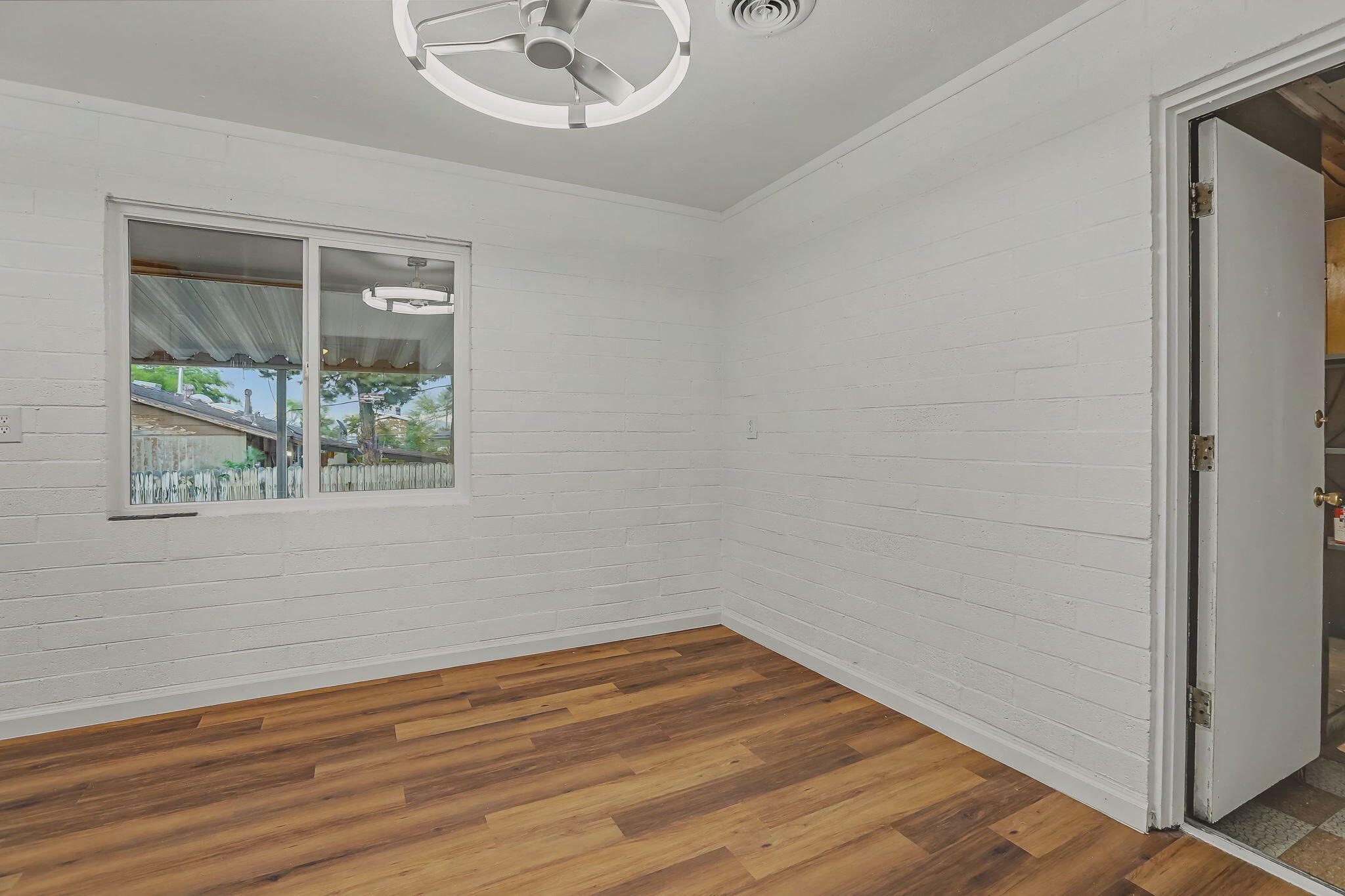 Photo 7 — 1502 Delgado Drive SW
