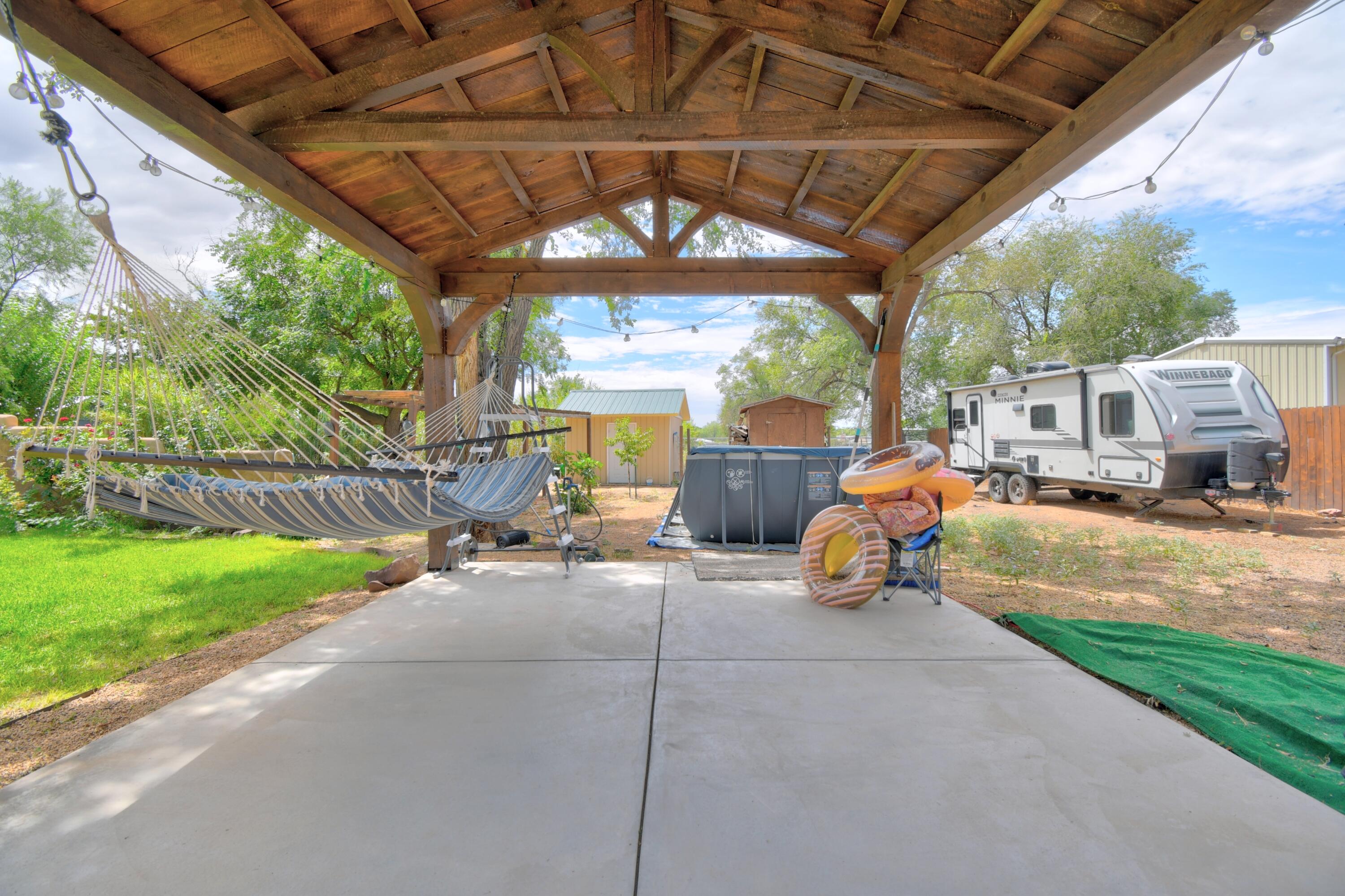 Photo 5 — 635 Esperanza Drive