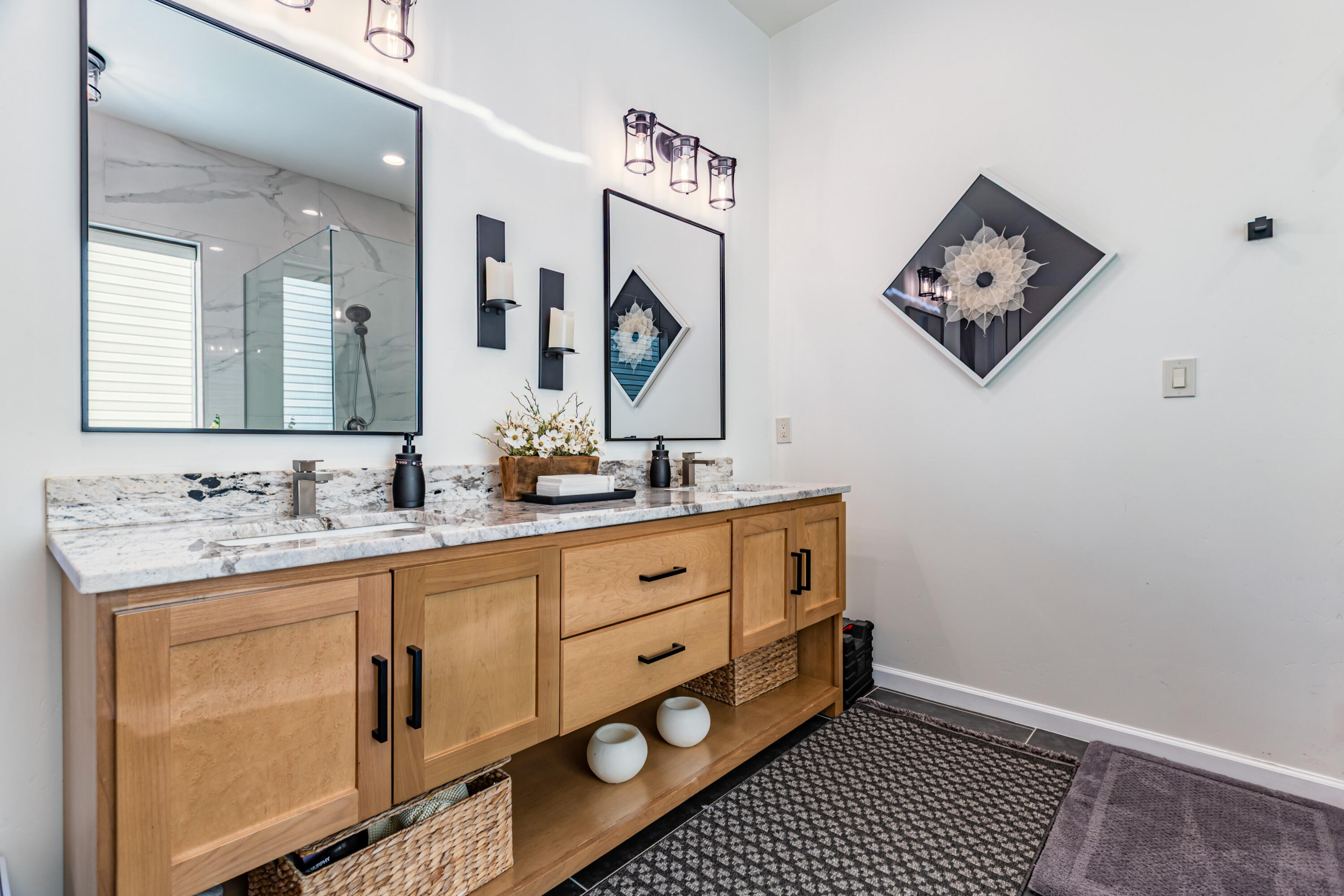 Photo 12 — 700 Winterwood Place SE