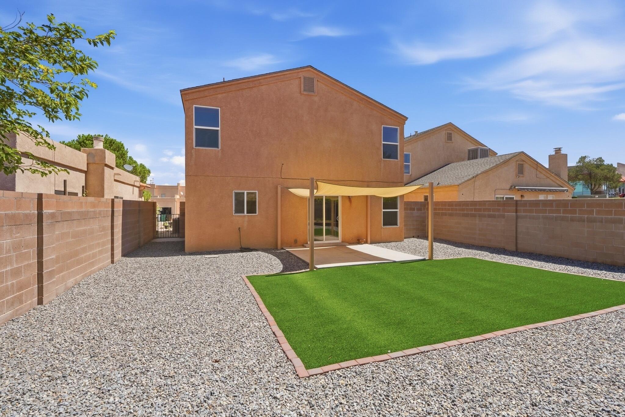 Photo 4 — 105 Latigo Trail SE