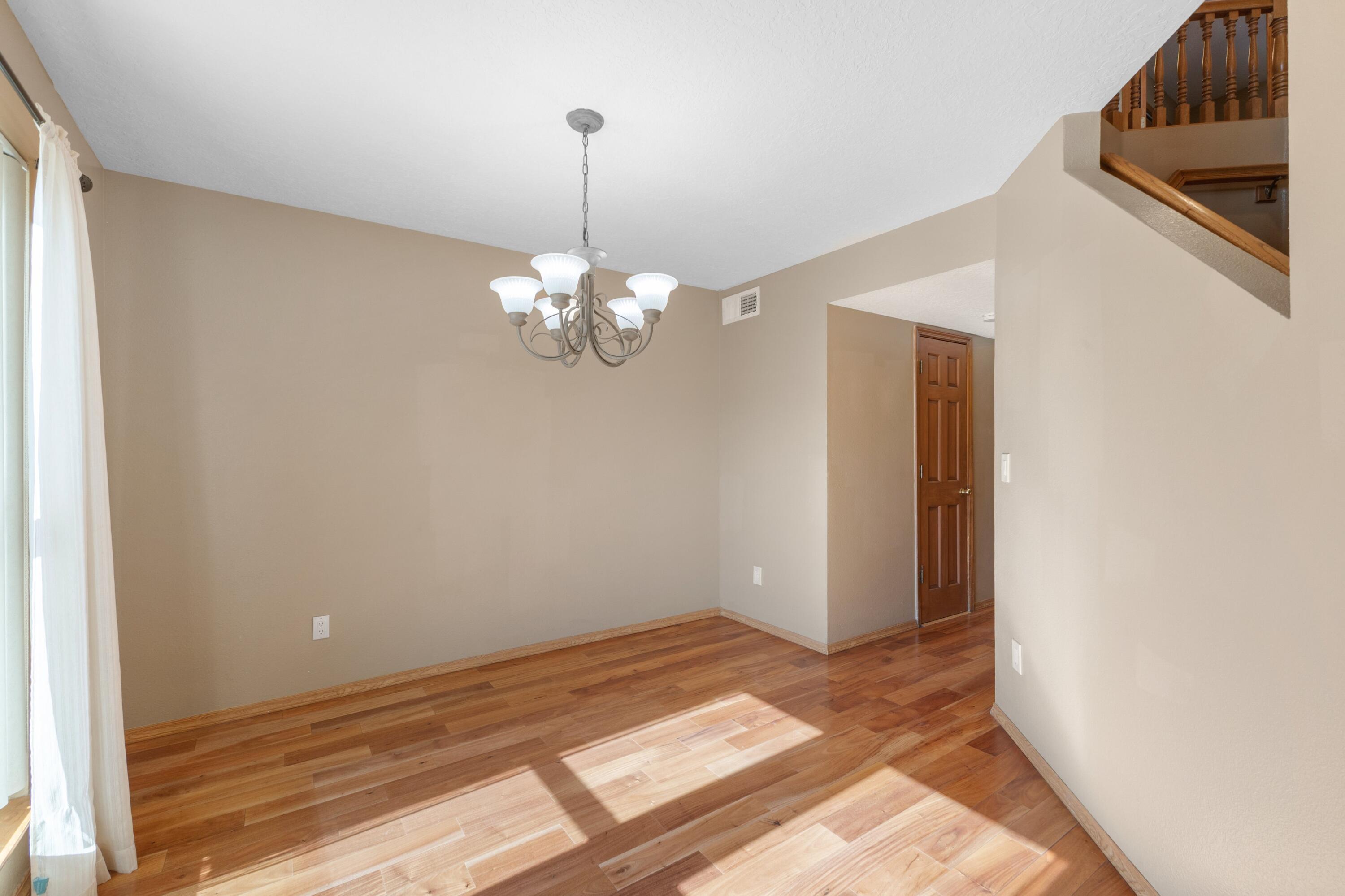 Photo 18 — 2205 Brookstead Drive NW