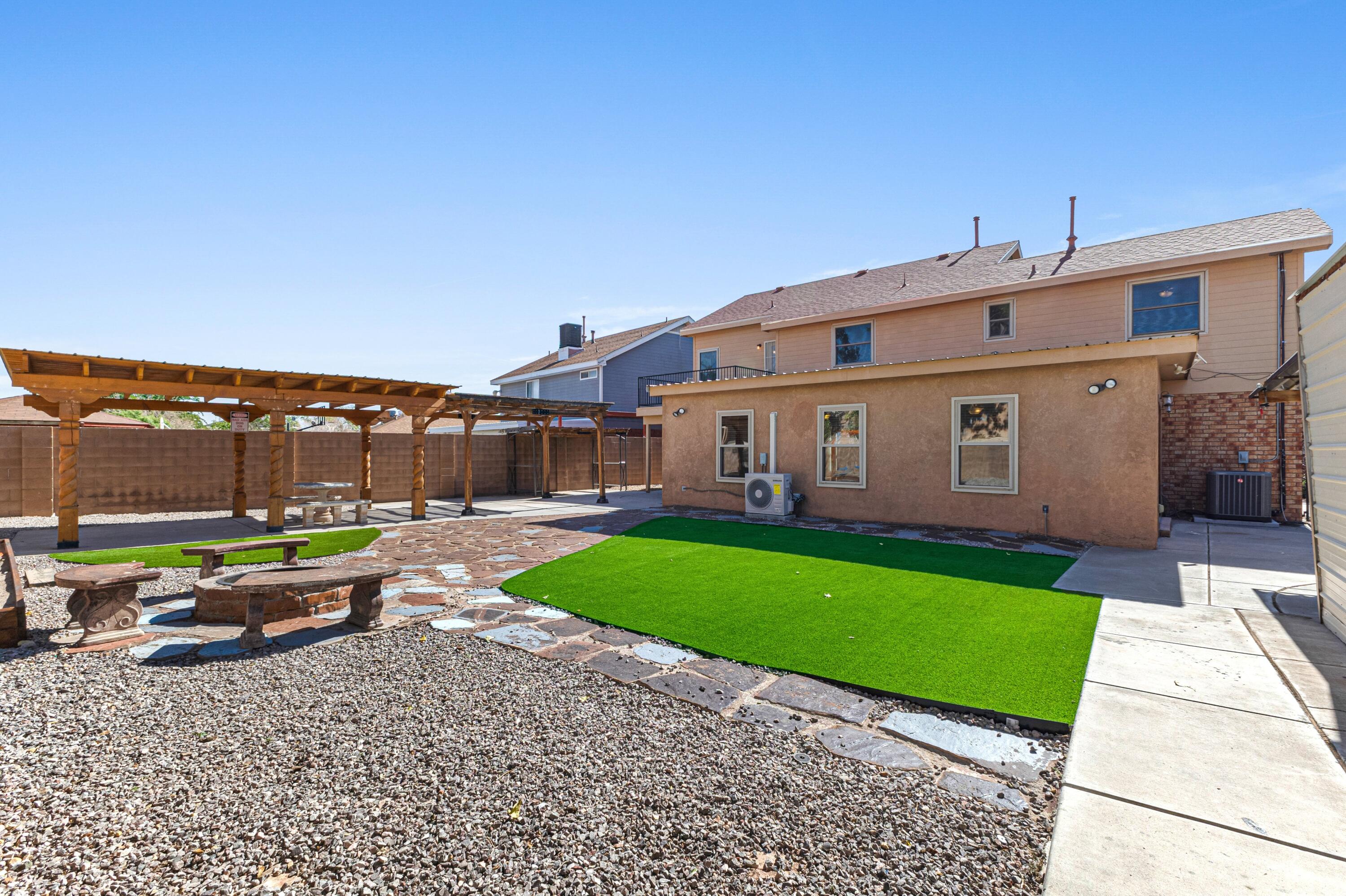 Photo 9 — 2205 Brookstead Drive NW