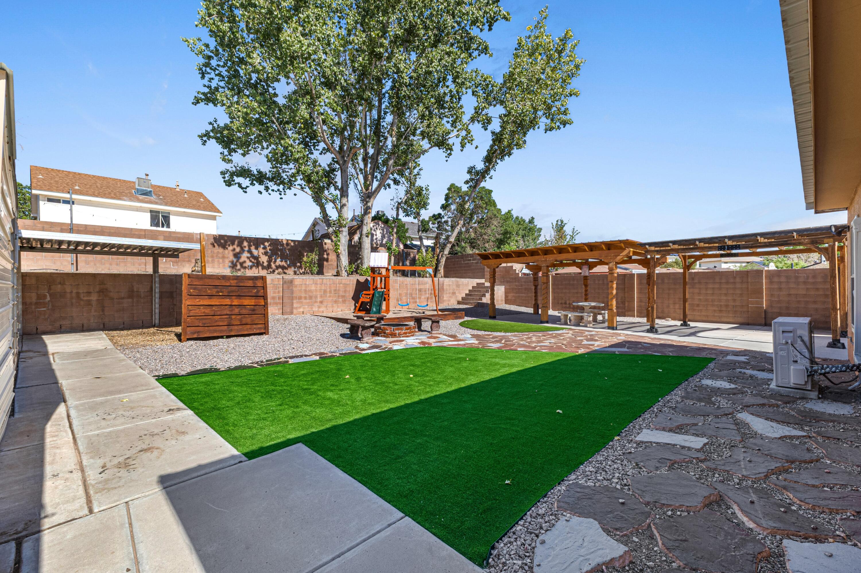 Photo 3 — 2205 Brookstead Drive NW