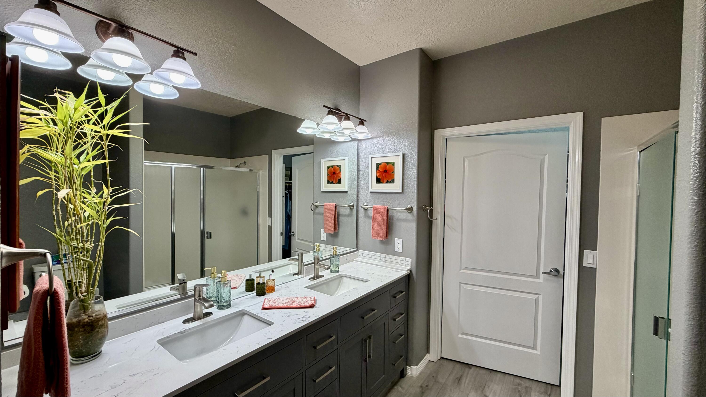 Photo 9 — 1007 Desert Willow Court