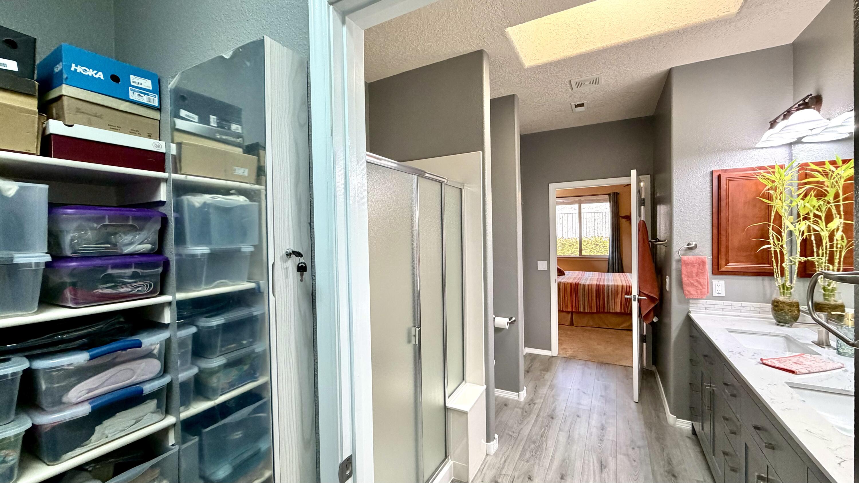 Photo 10 — 1007 Desert Willow Court