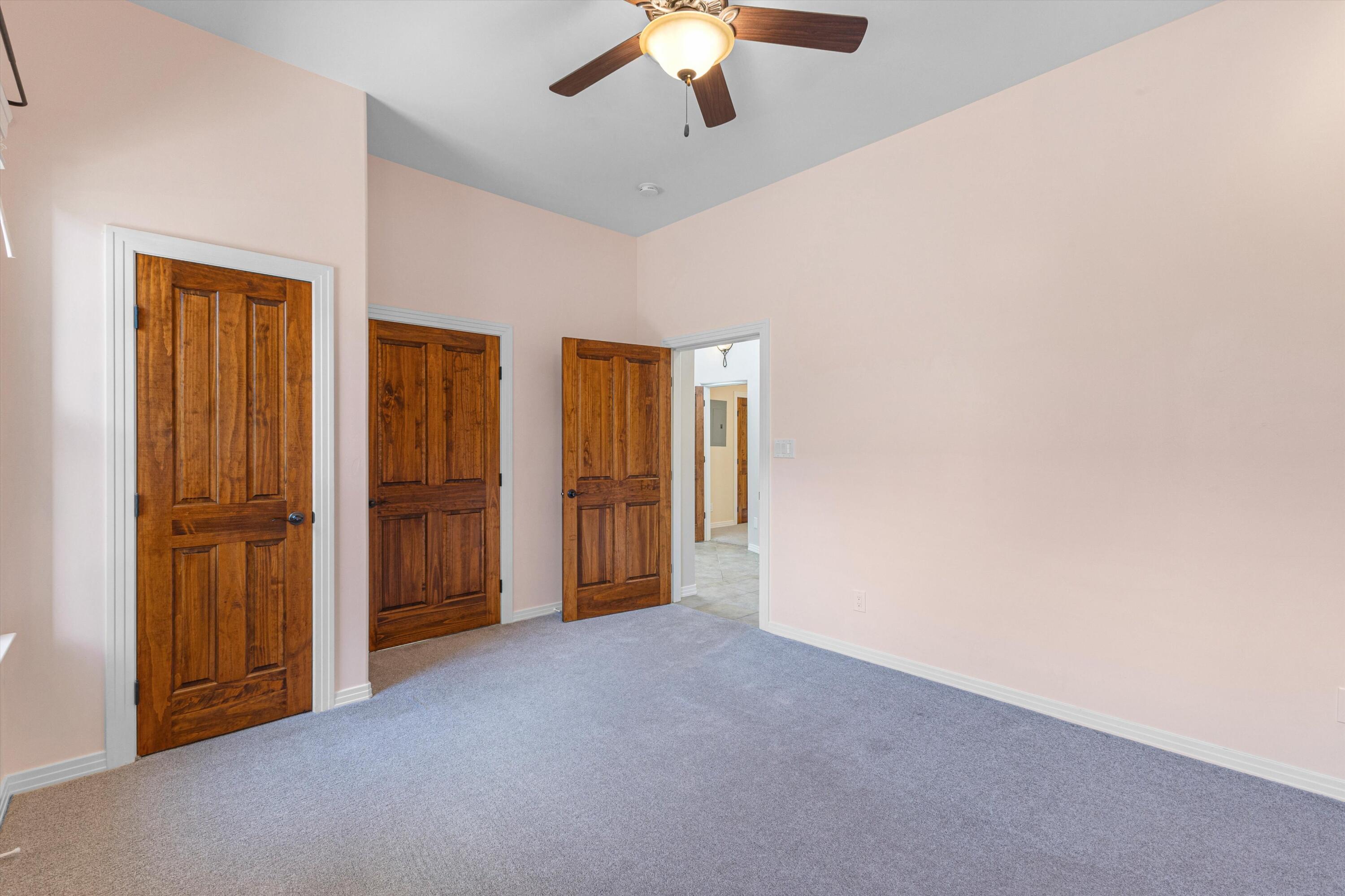 Photo 8 — 8223 Desert Lily Lane NE