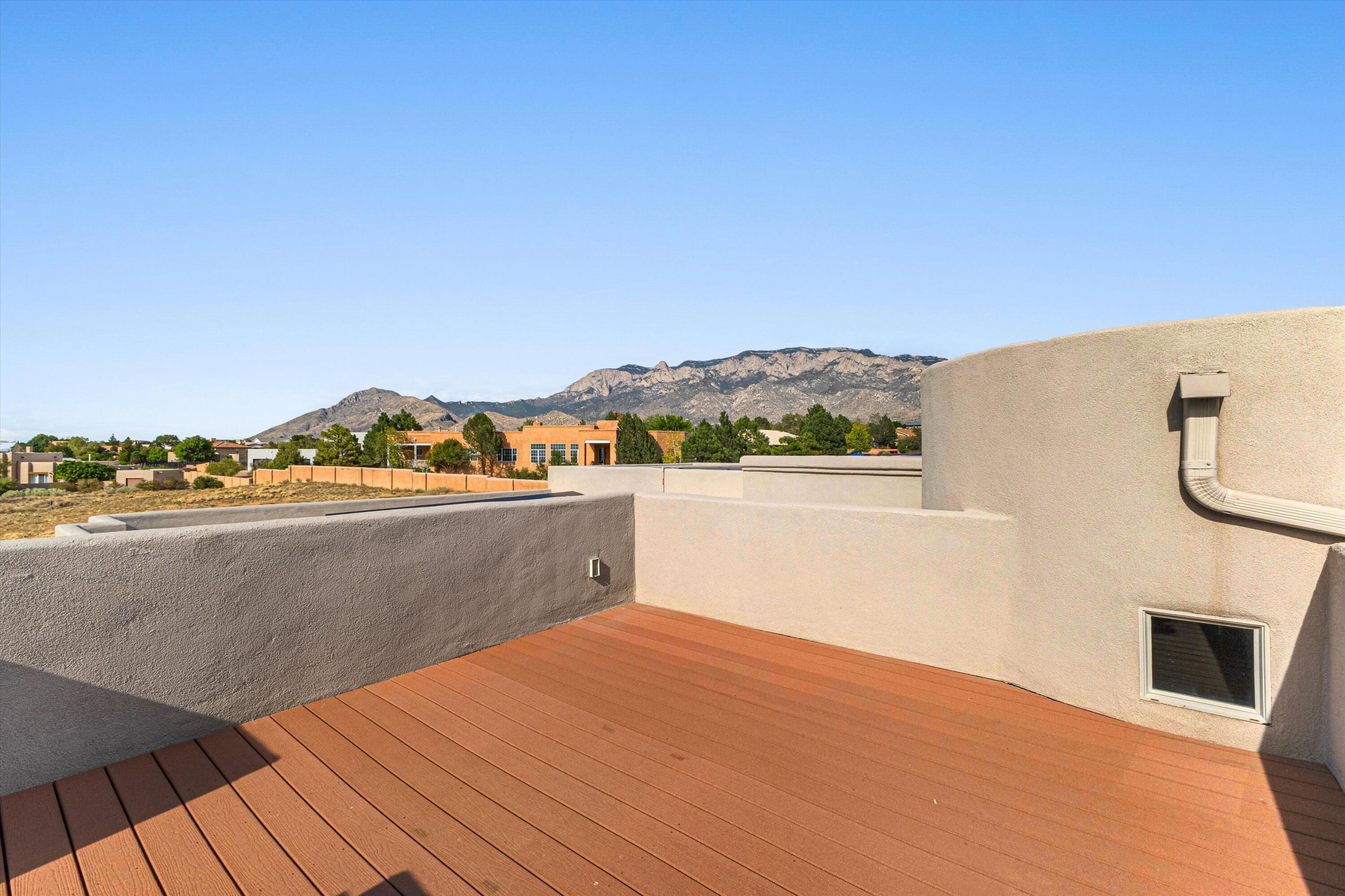 Photo 4 — 8223 Desert Lily Lane NE