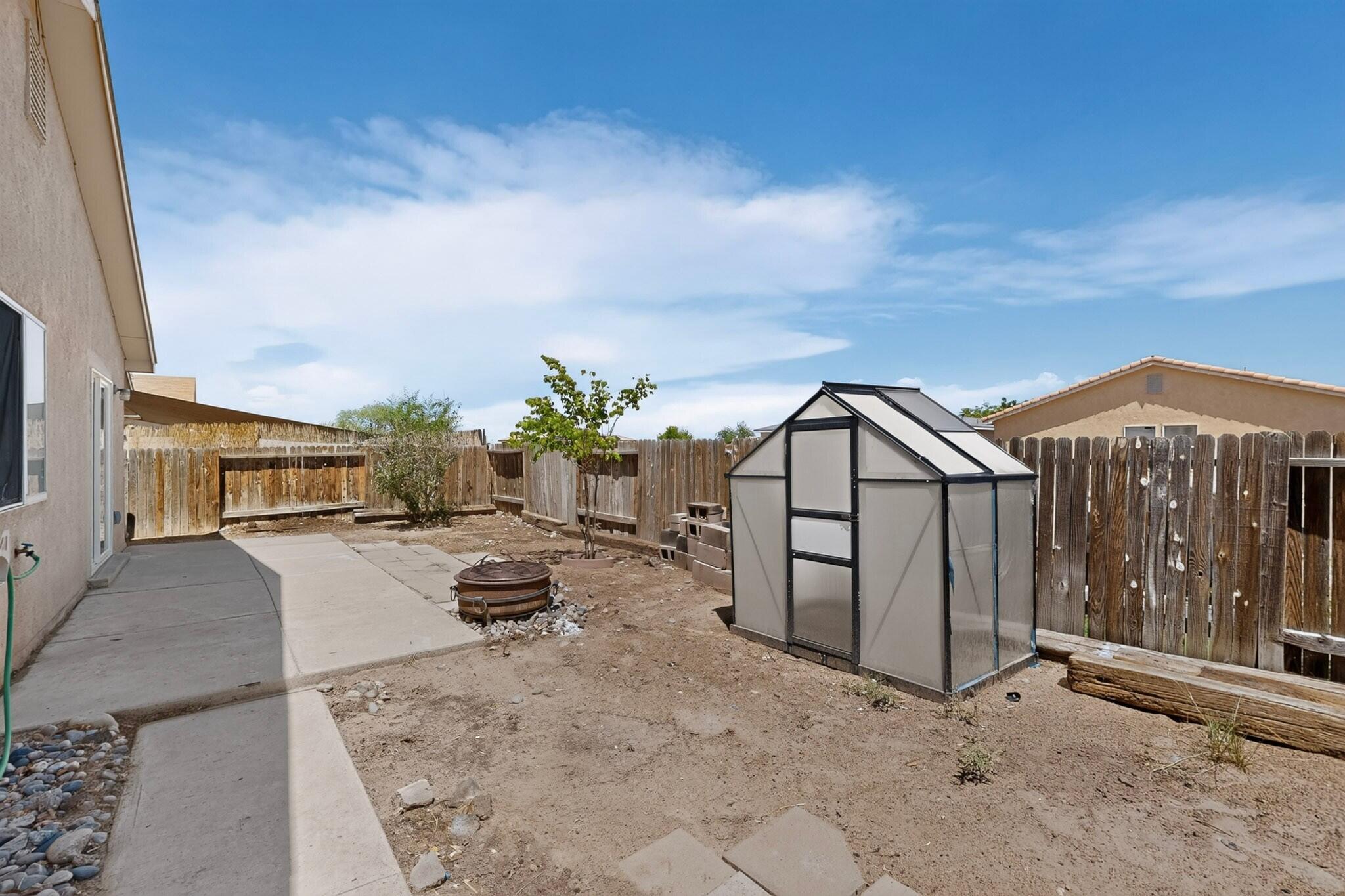 Photo 5 — 928 Tanager Drive SW