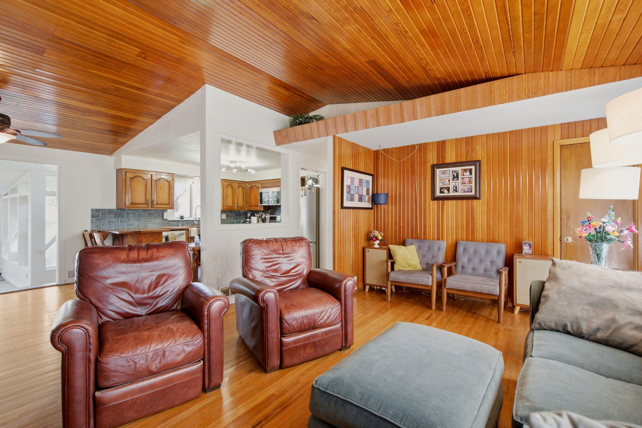 Photo 2 — 2812 Cardenas Drive NE