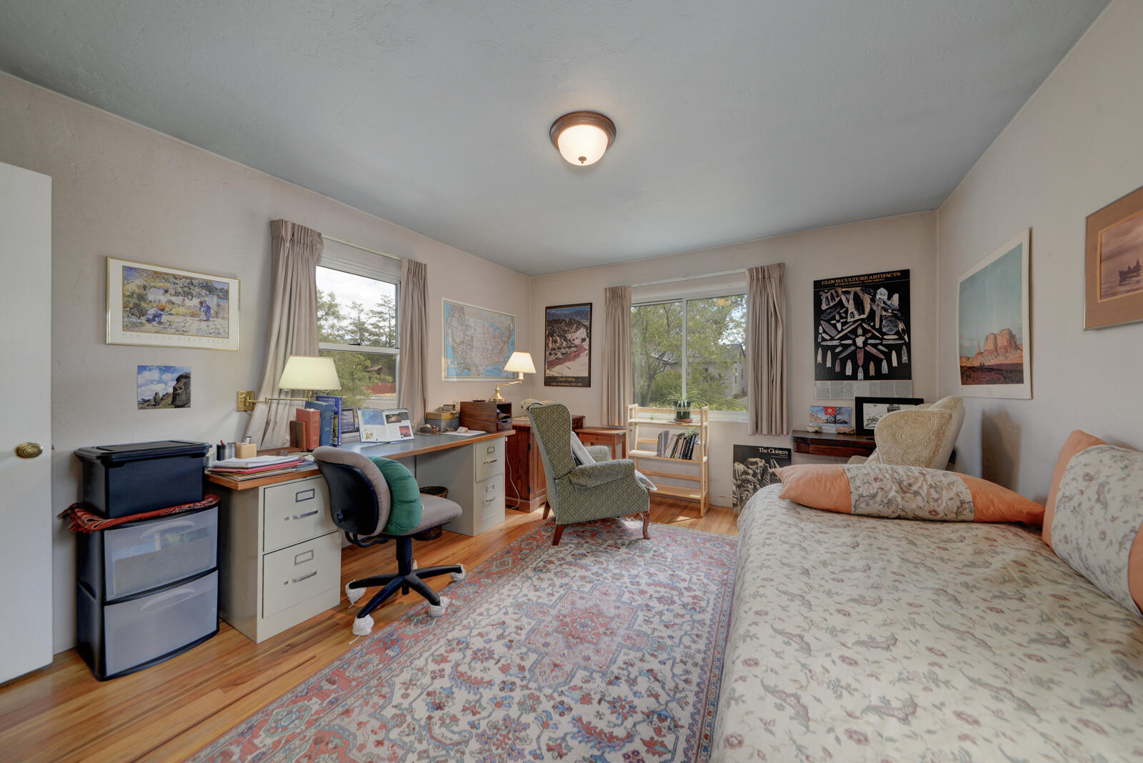 Photo 12 — 329 Montclaire Drive NE