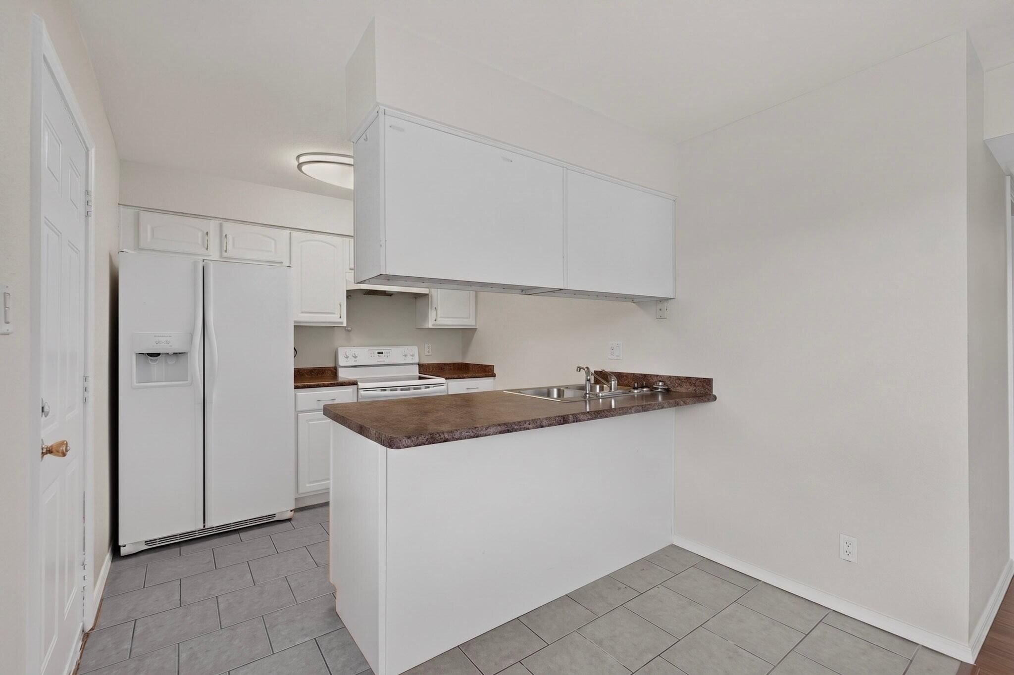 Photo 17 — 4200 Montgomery Boulevard NE 124
