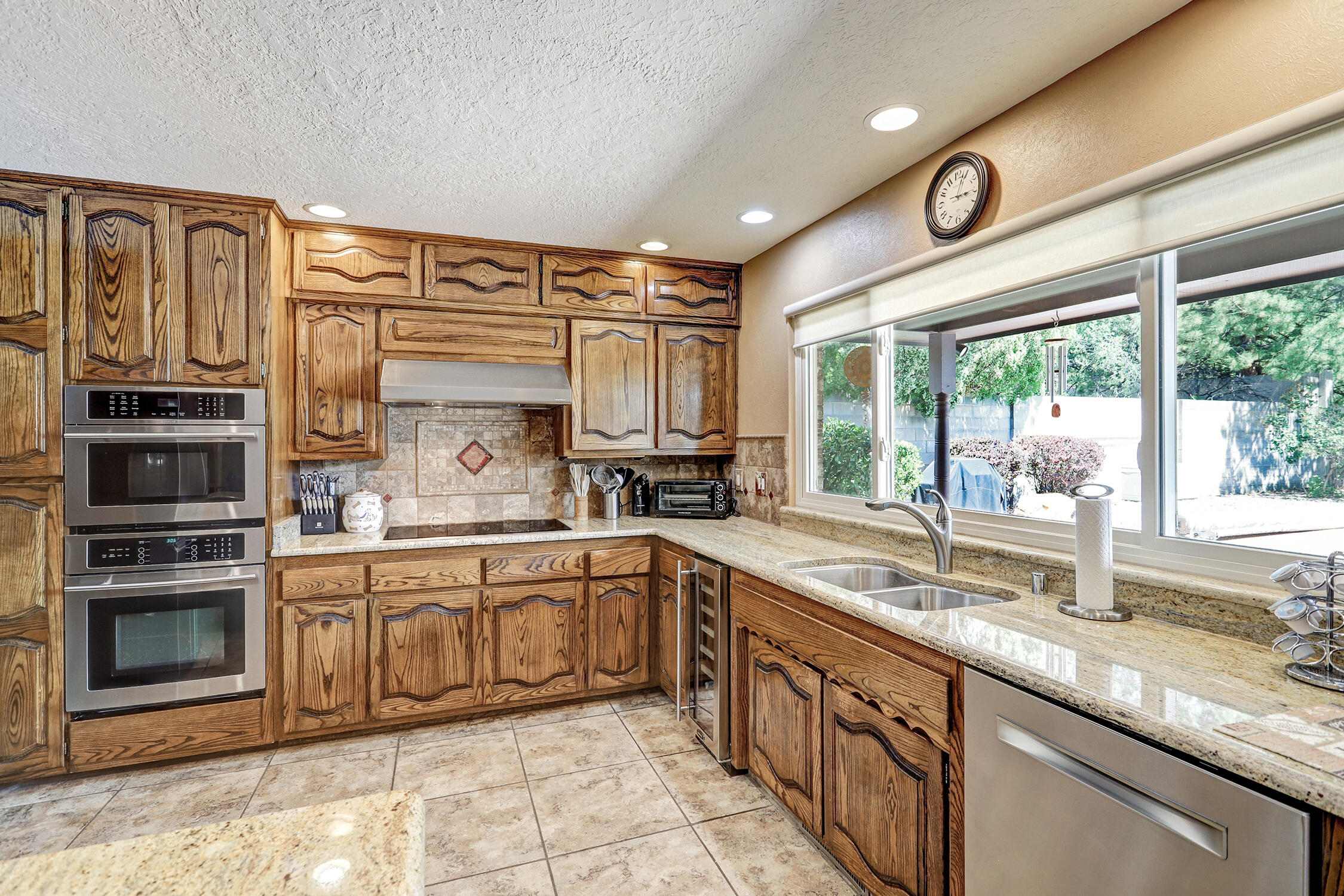 Photo 18 — 8800 Caminito Drive NE