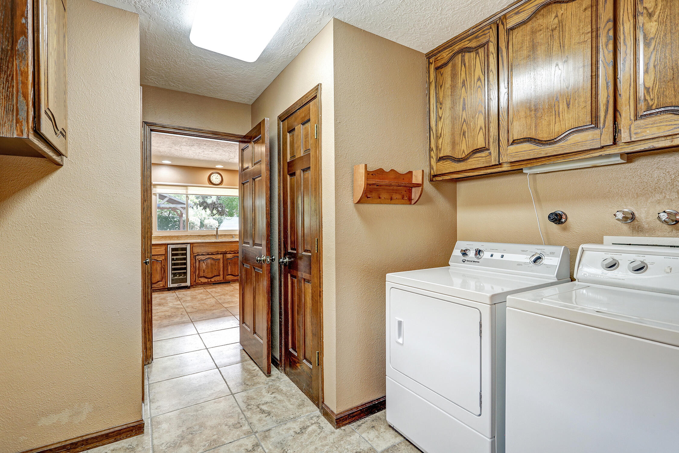 Photo 20 — 8800 Caminito Drive NE