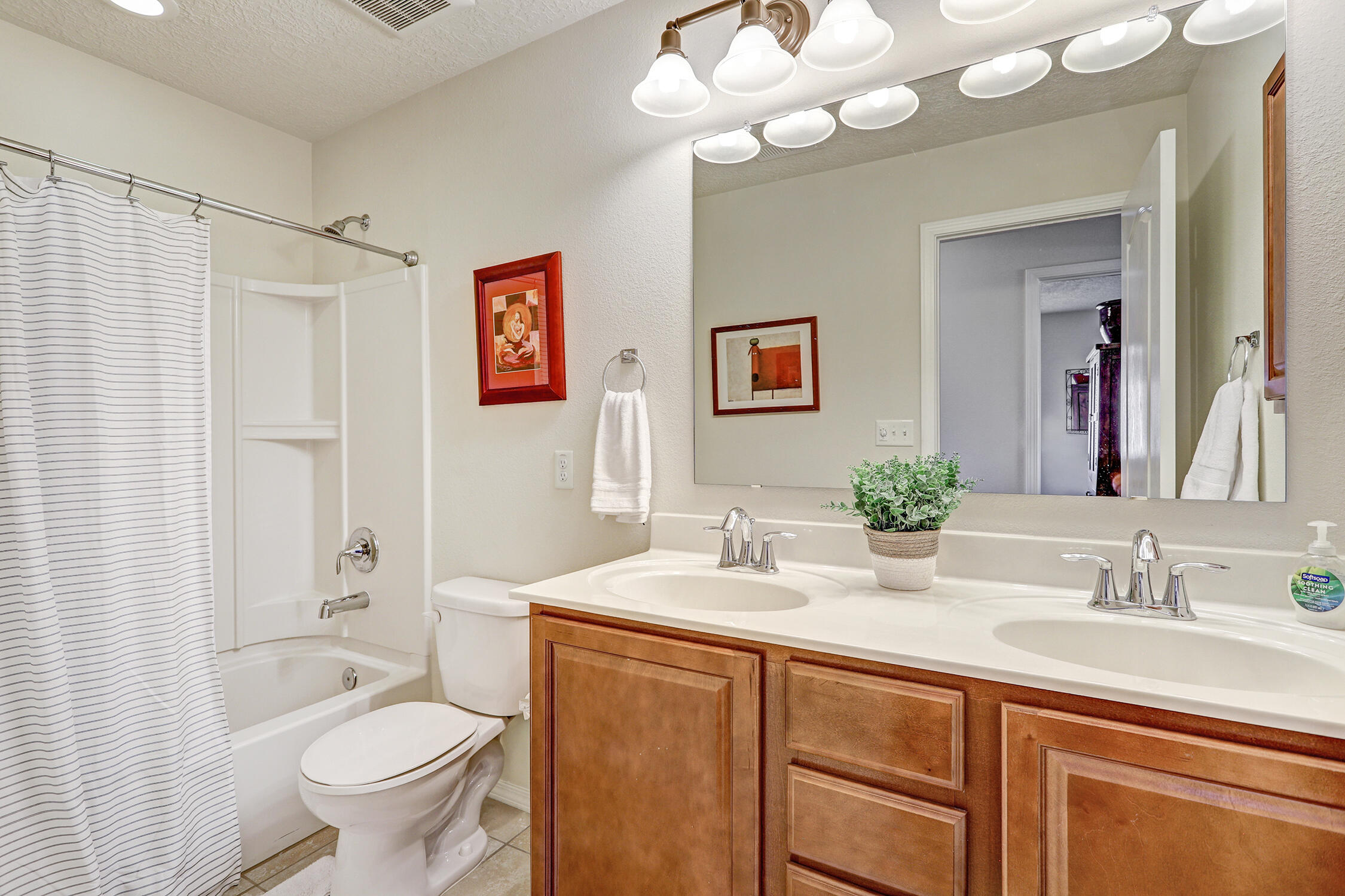 Photo 4 — 5705 Stone Peak Road NW