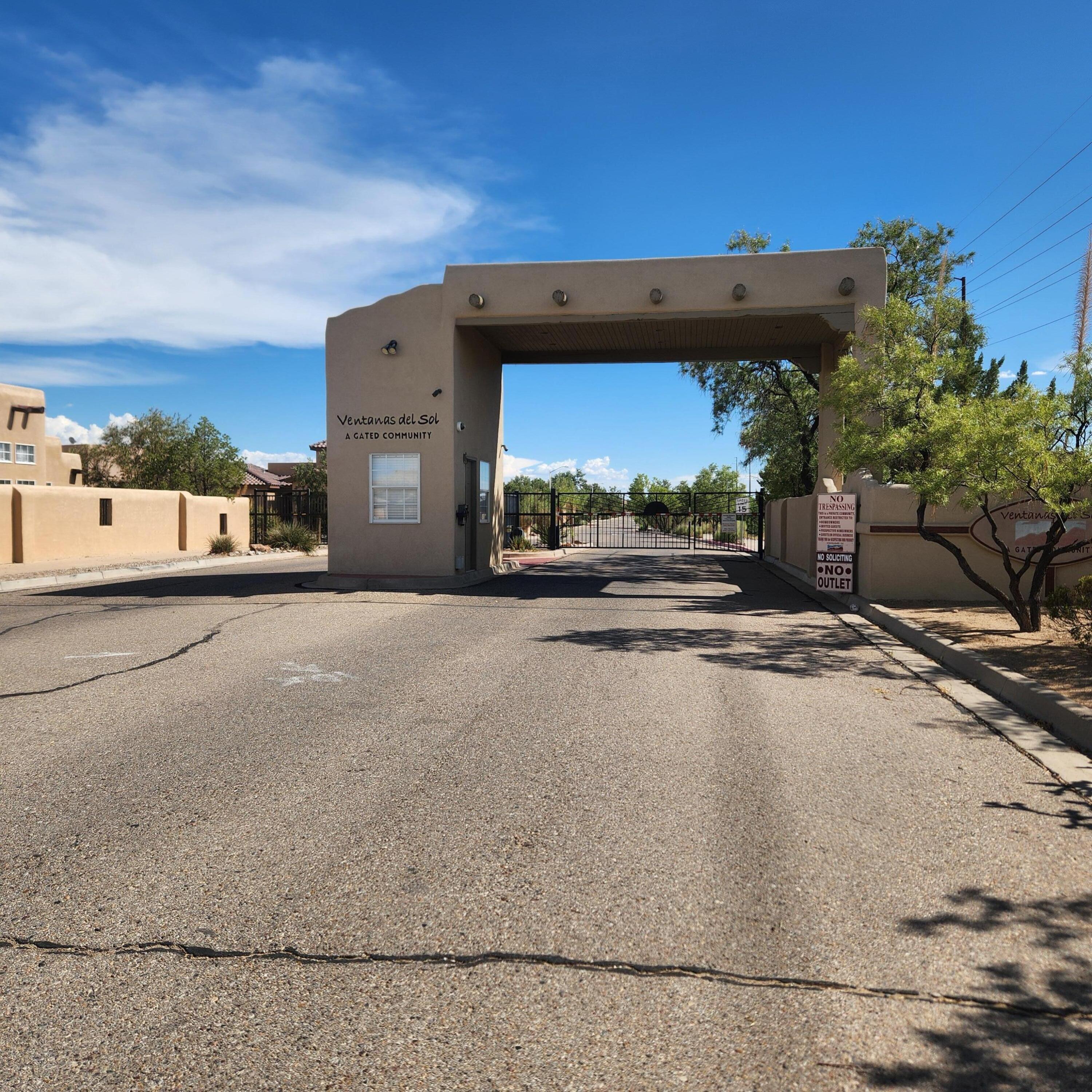 2264 W Calle De Ortiz SW, Bosque Farms, NM 87068
