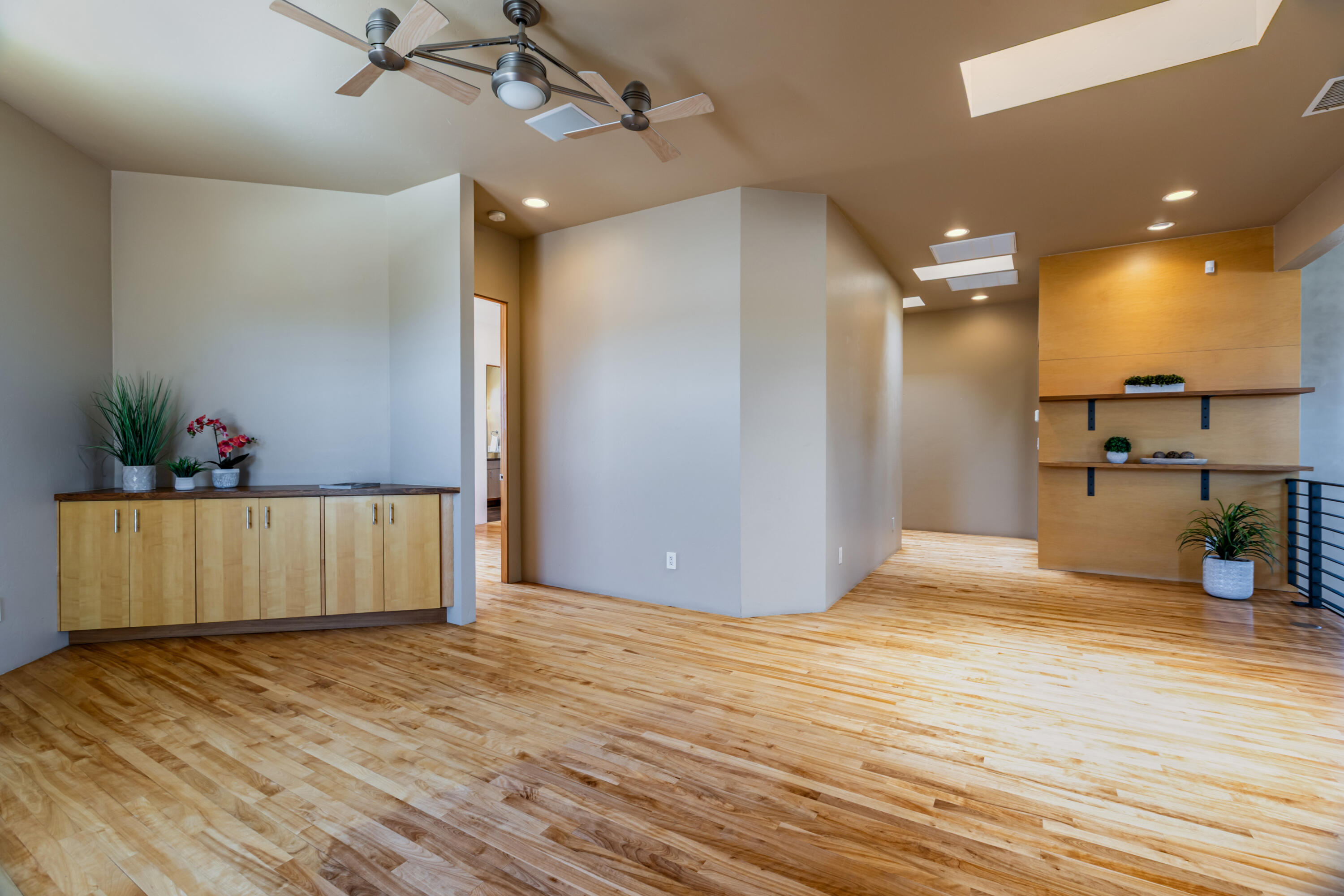 Photo 3 — 7816 Florence Avenue NE