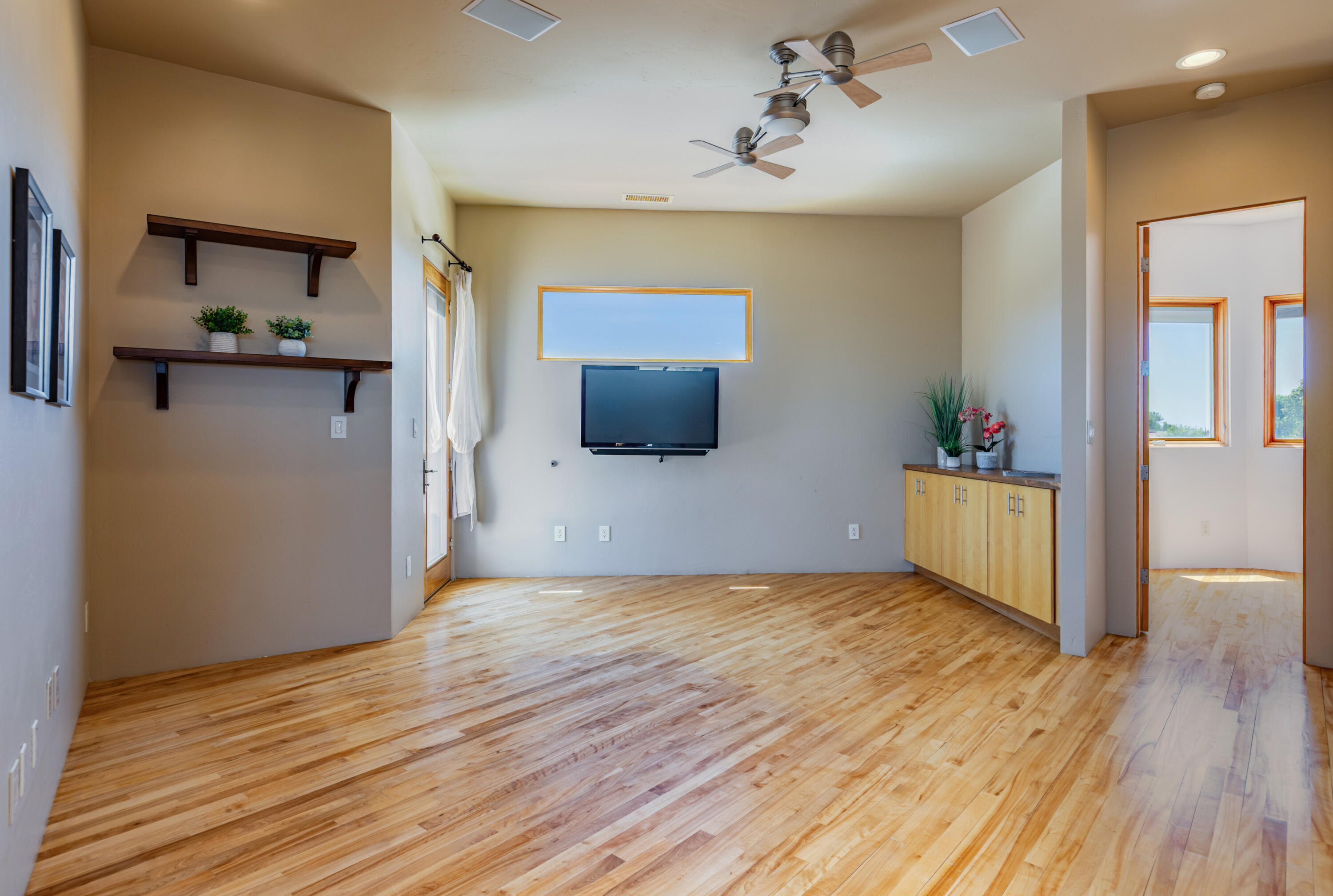 Photo 4 — 7816 Florence Avenue NE