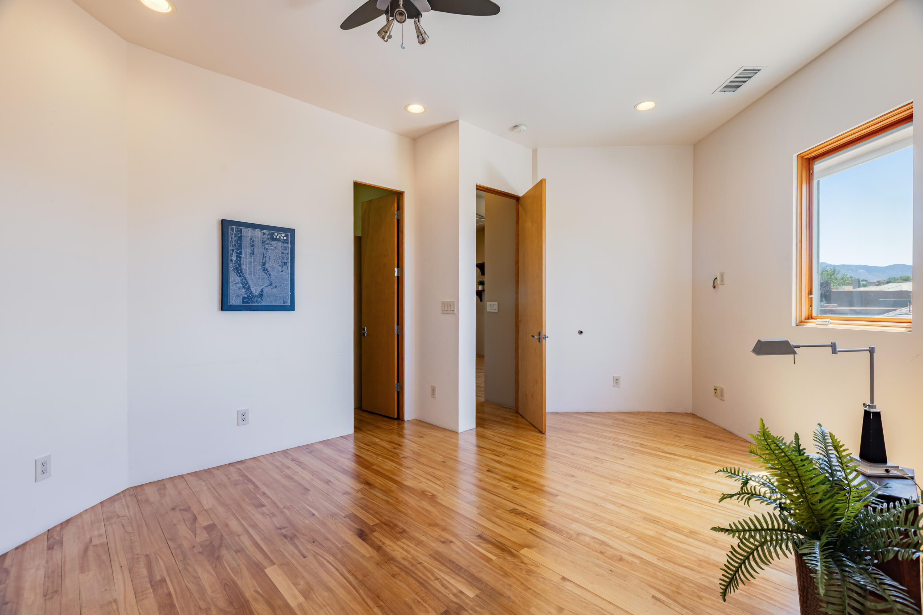 Photo 6 — 7816 Florence Avenue NE
