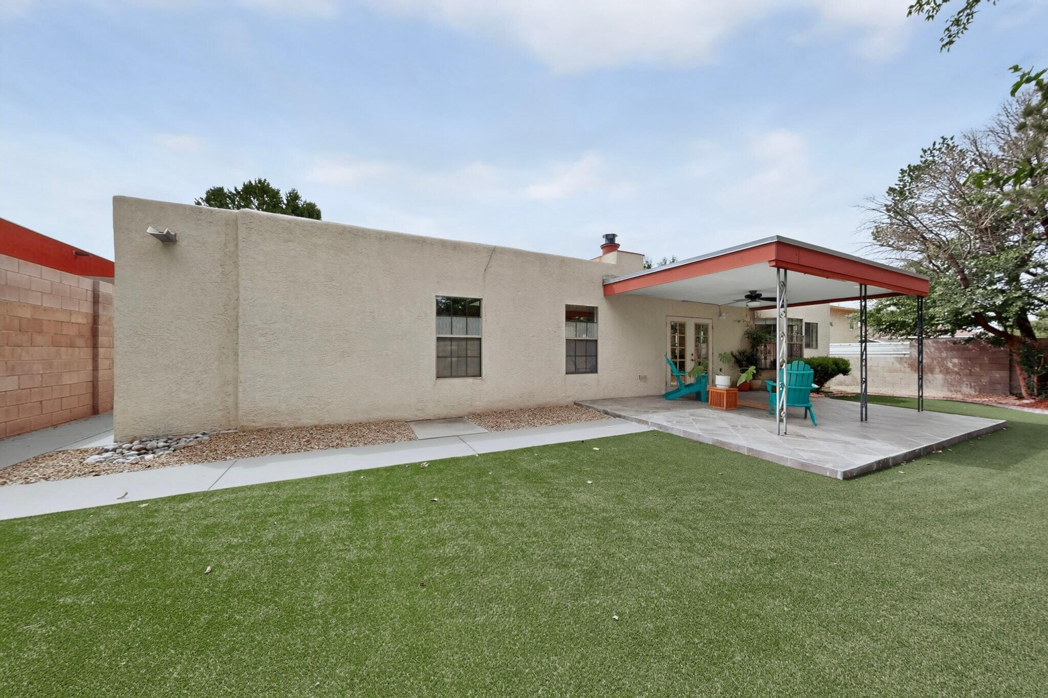 Photo 17 — 9919 Academy Knolls Dr Drive NE