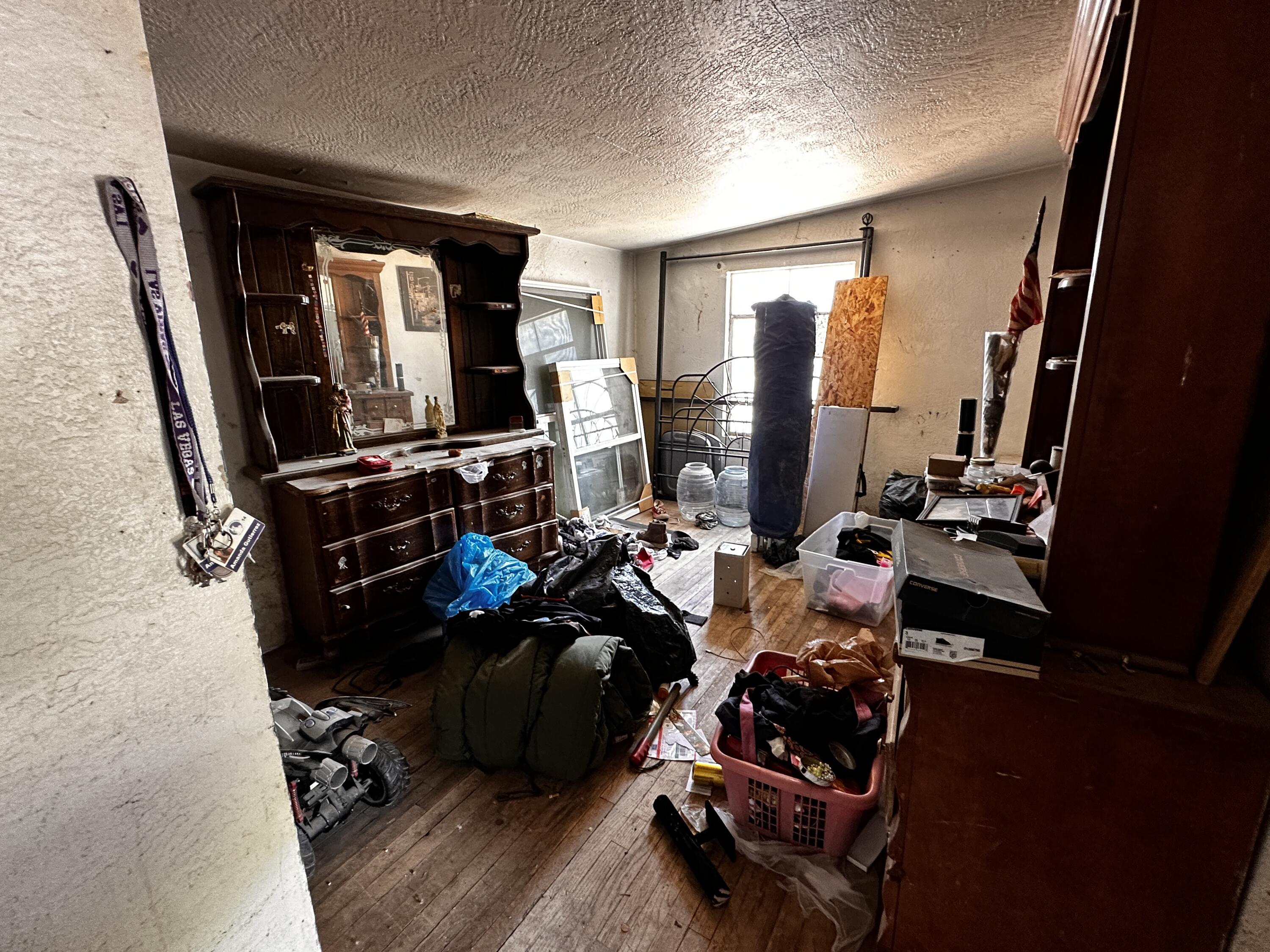 Photo 12 — 2804 Justo Road SW