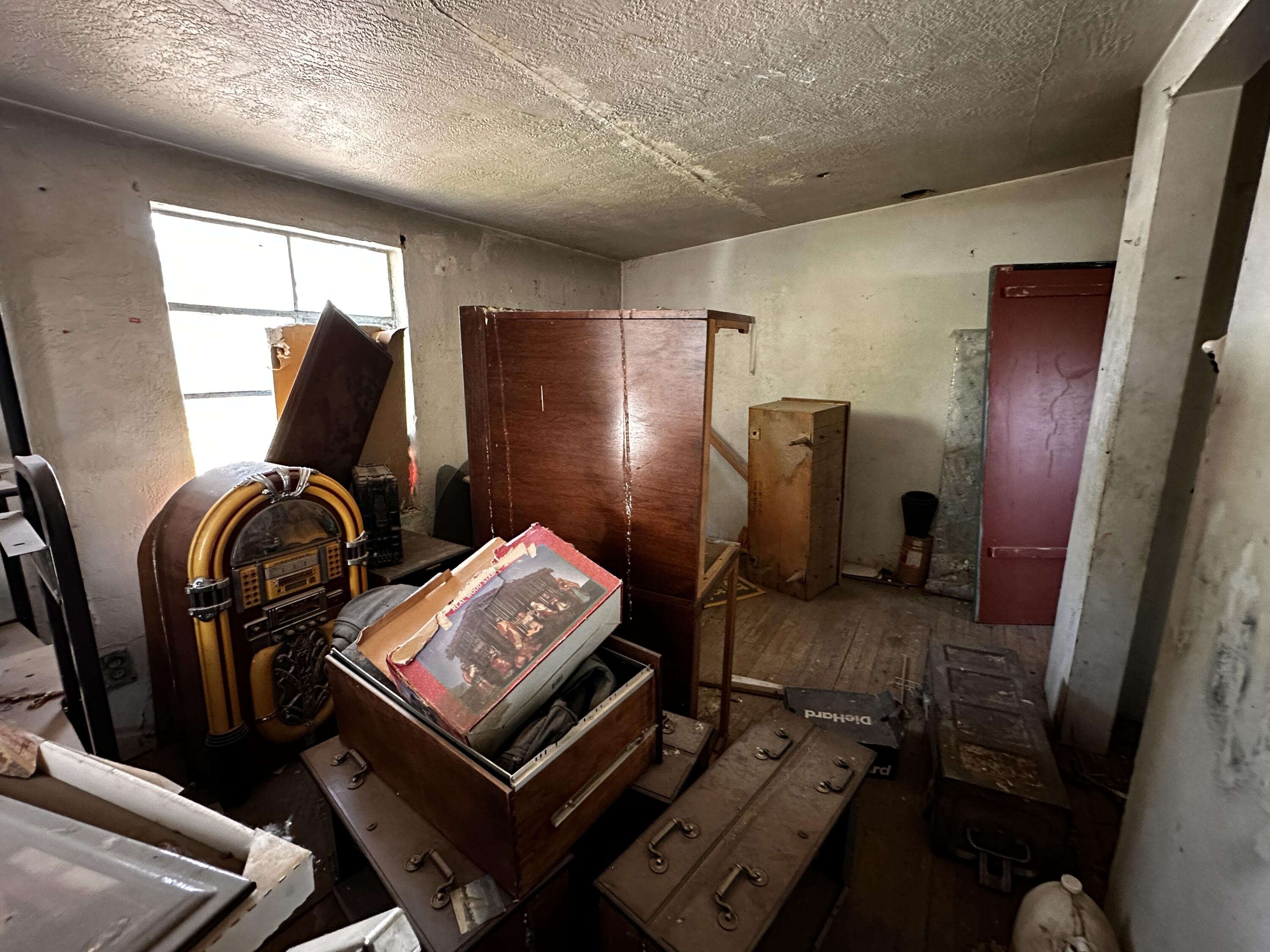 Photo 9 — 2804 Justo Road SW