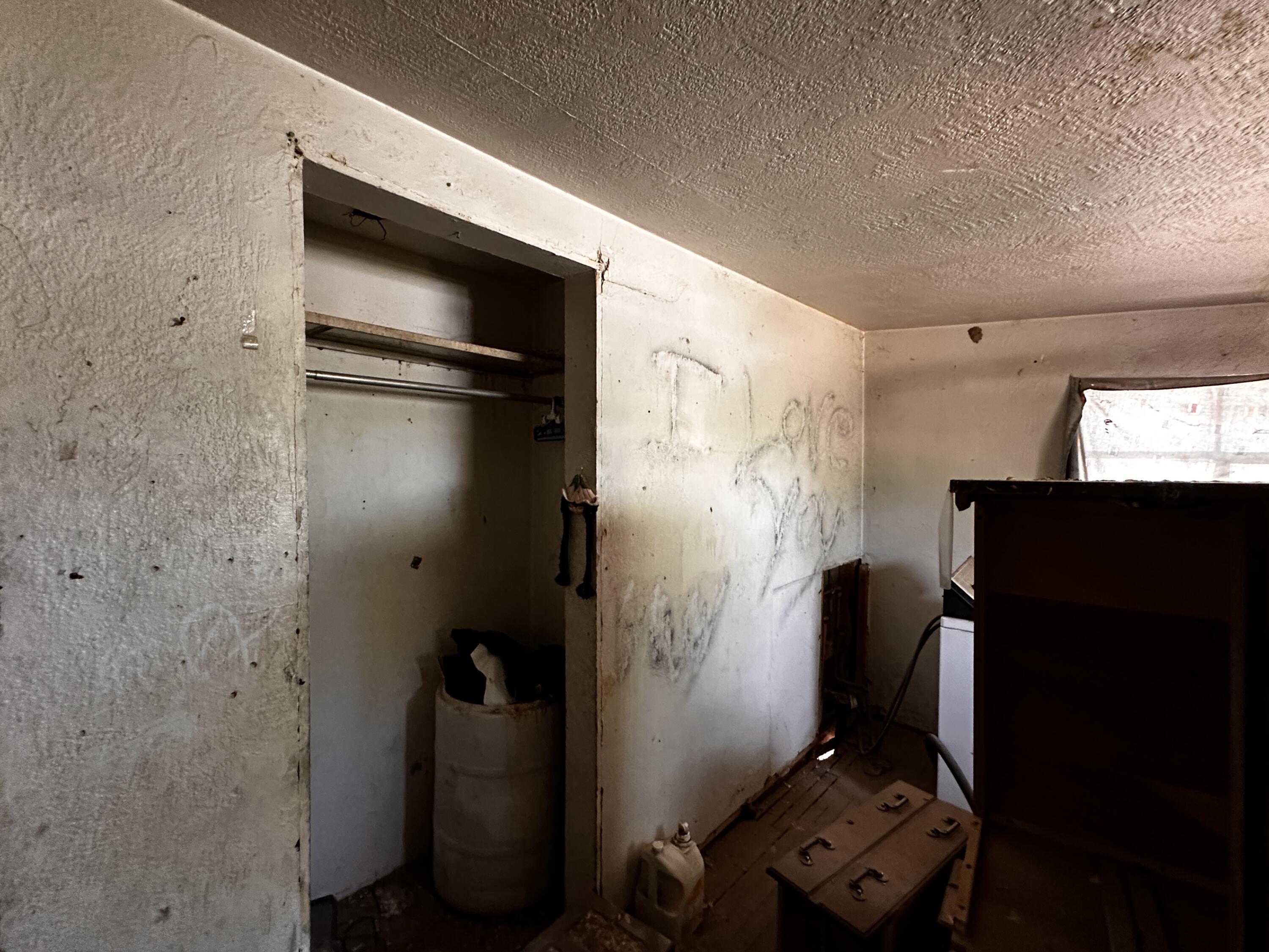 Photo 8 — 2804 Justo Road SW
