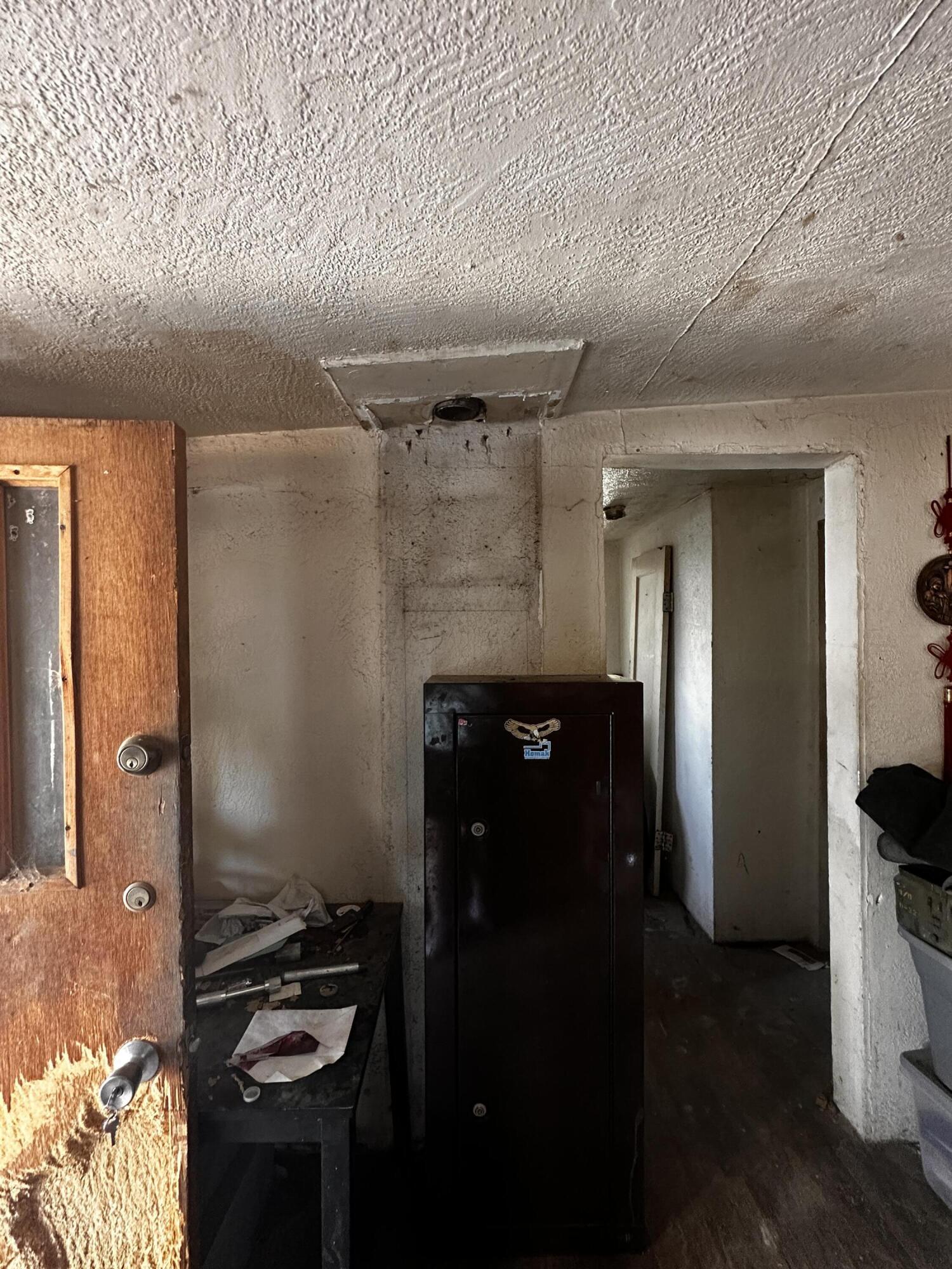Photo 6 — 2804 Justo Road SW